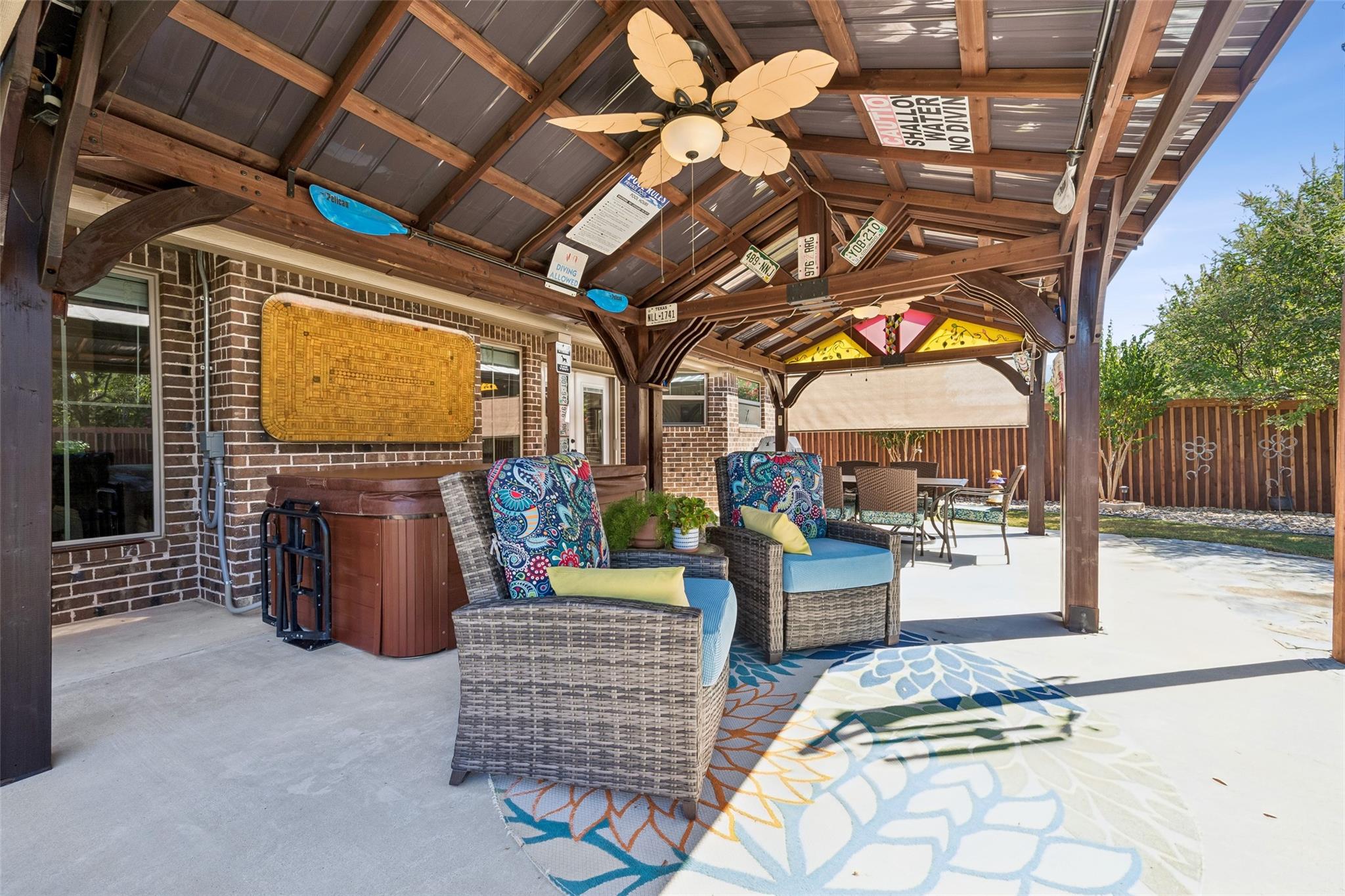 main property photo 14