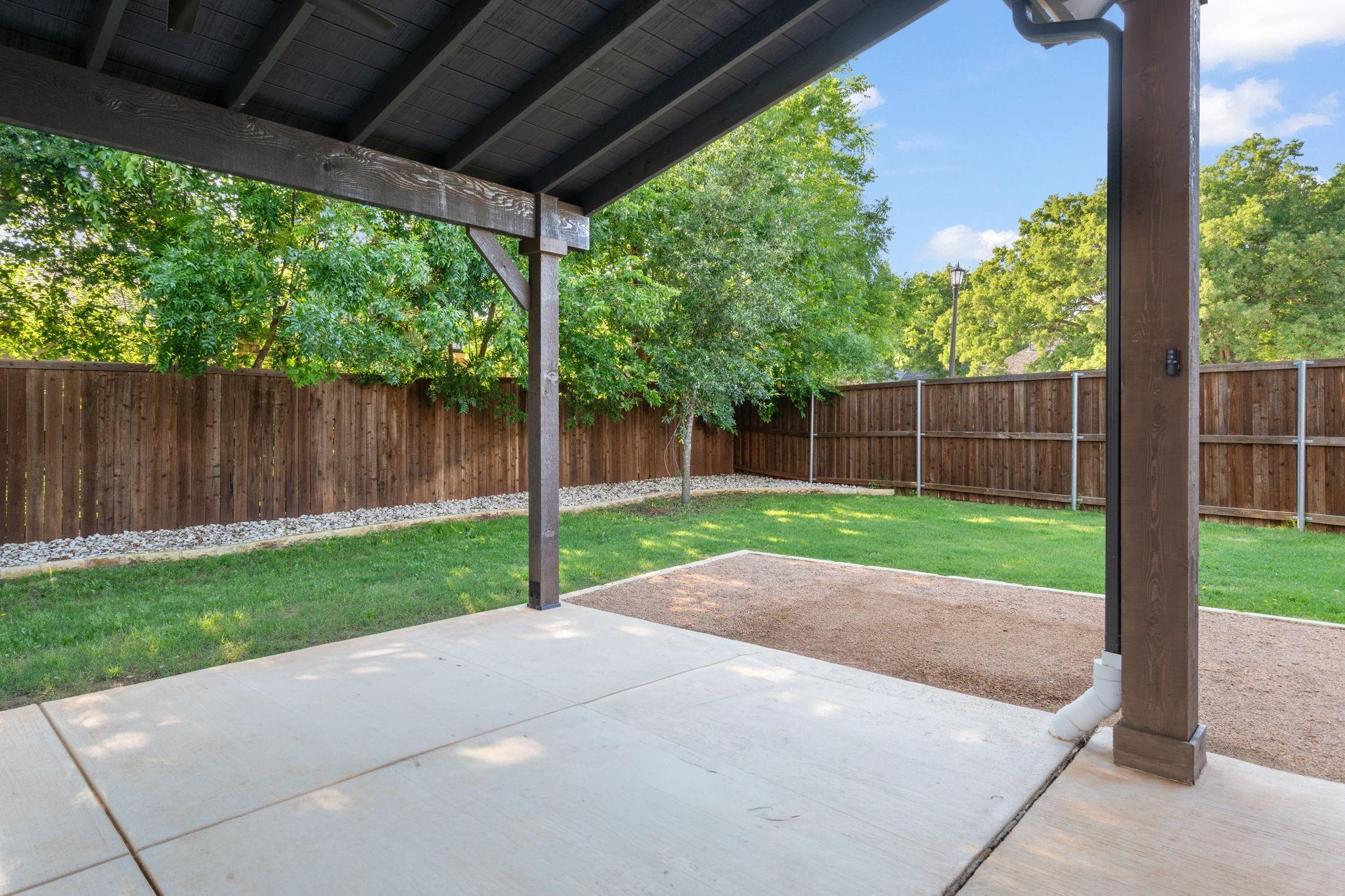 main property photo 31
