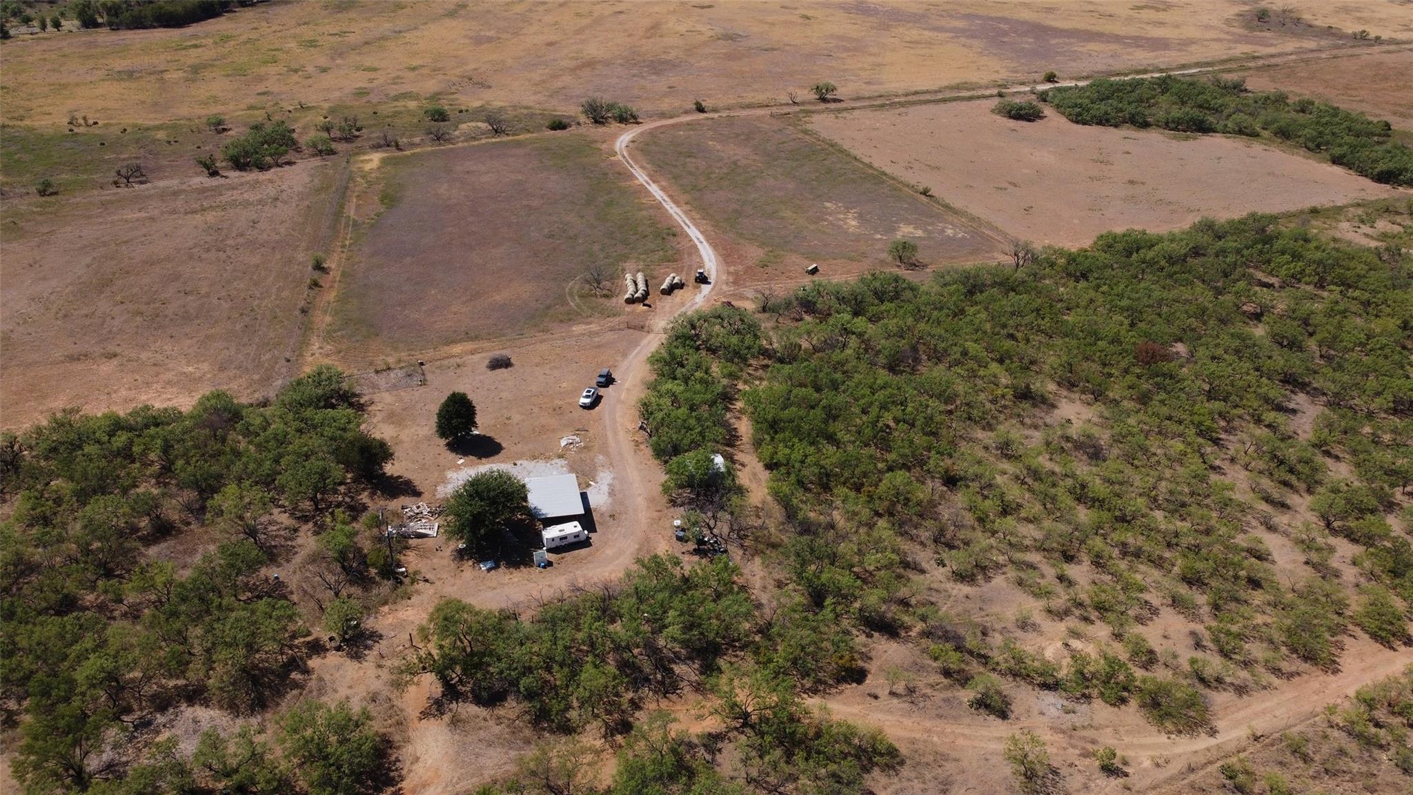 main property photo 10