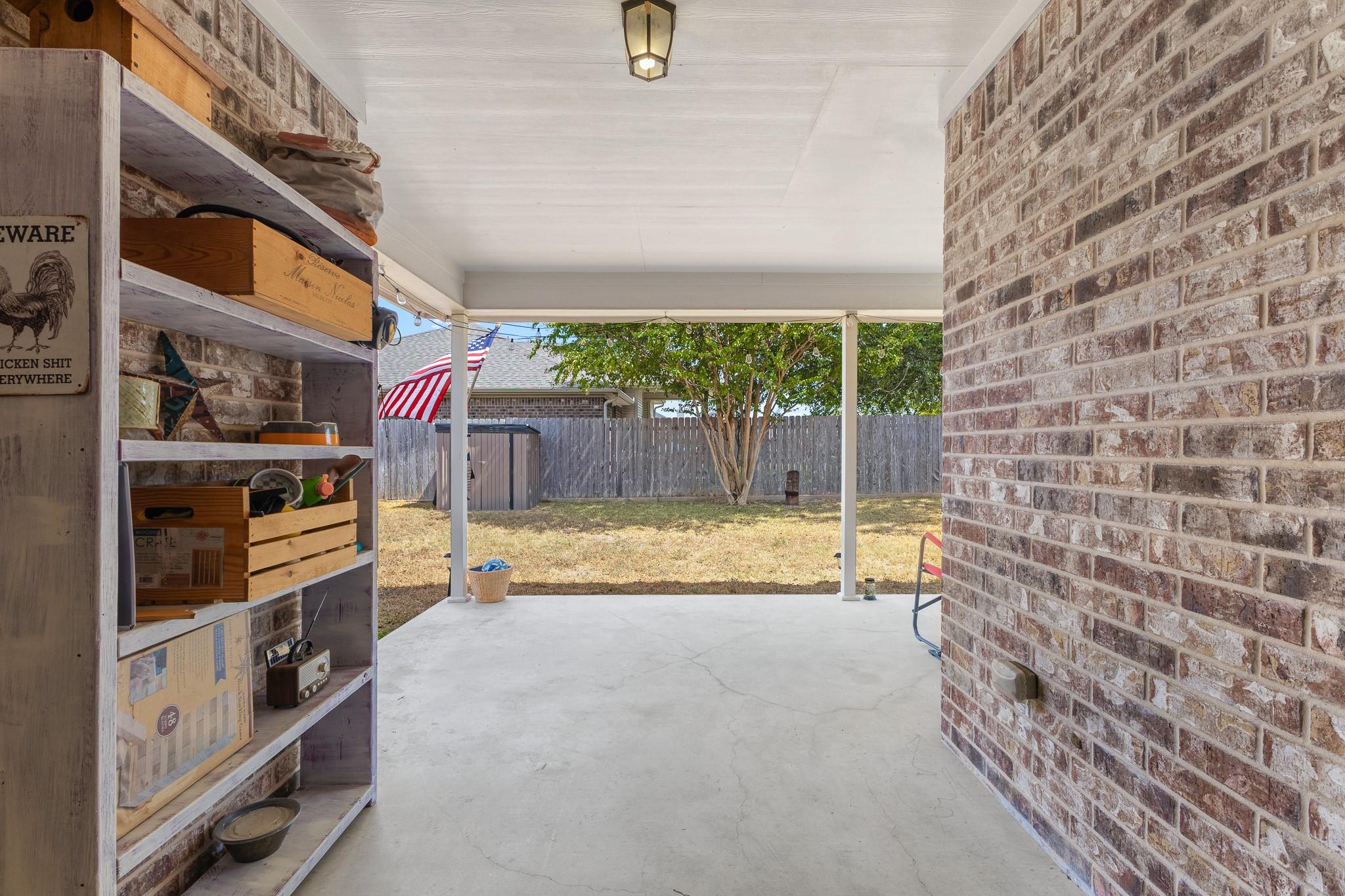 main property photo 26