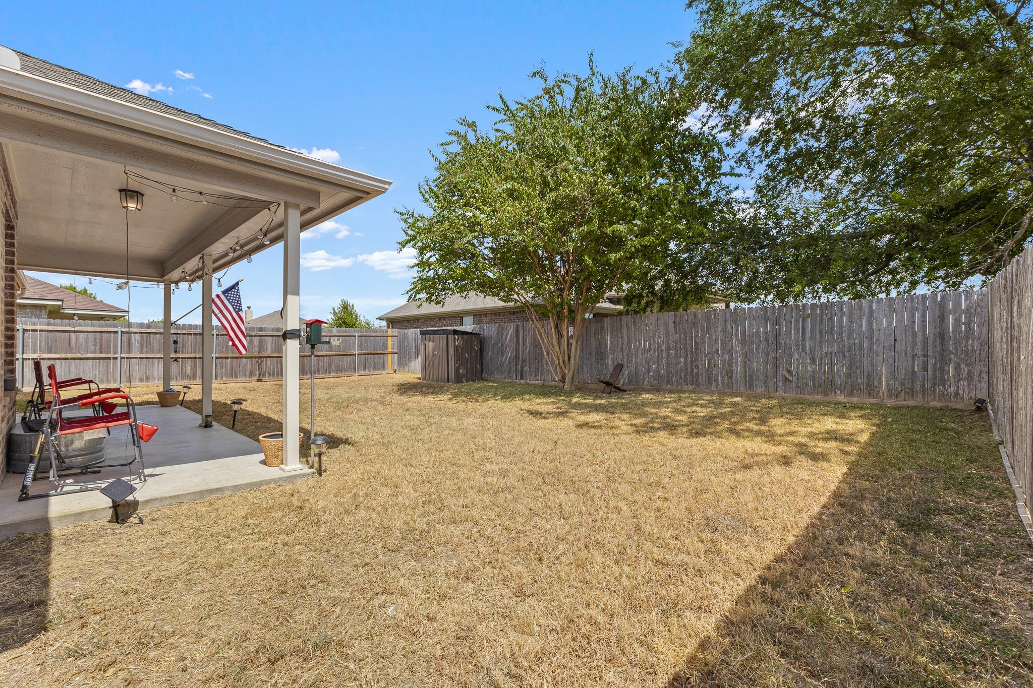 main property photo 29