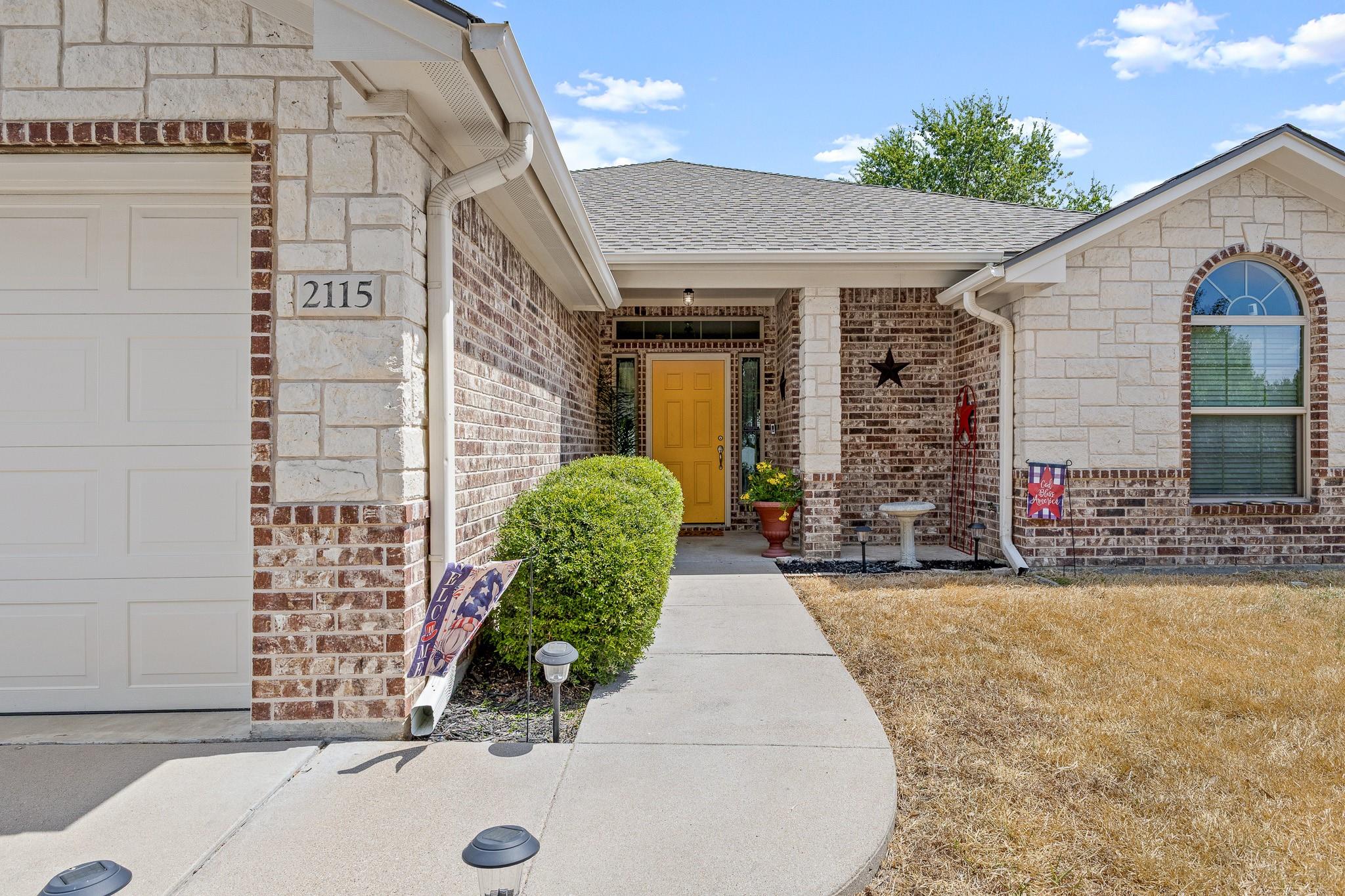 main property photo 3