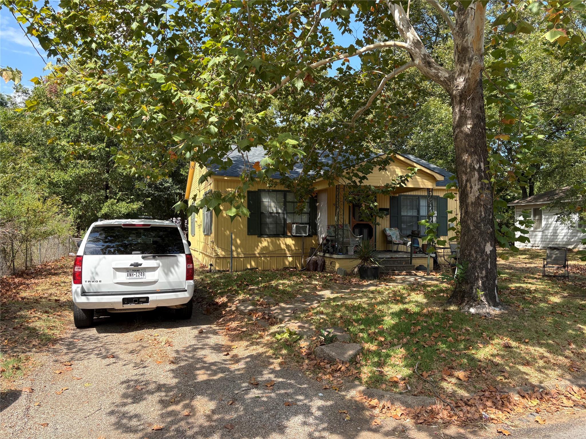 main property photo 17