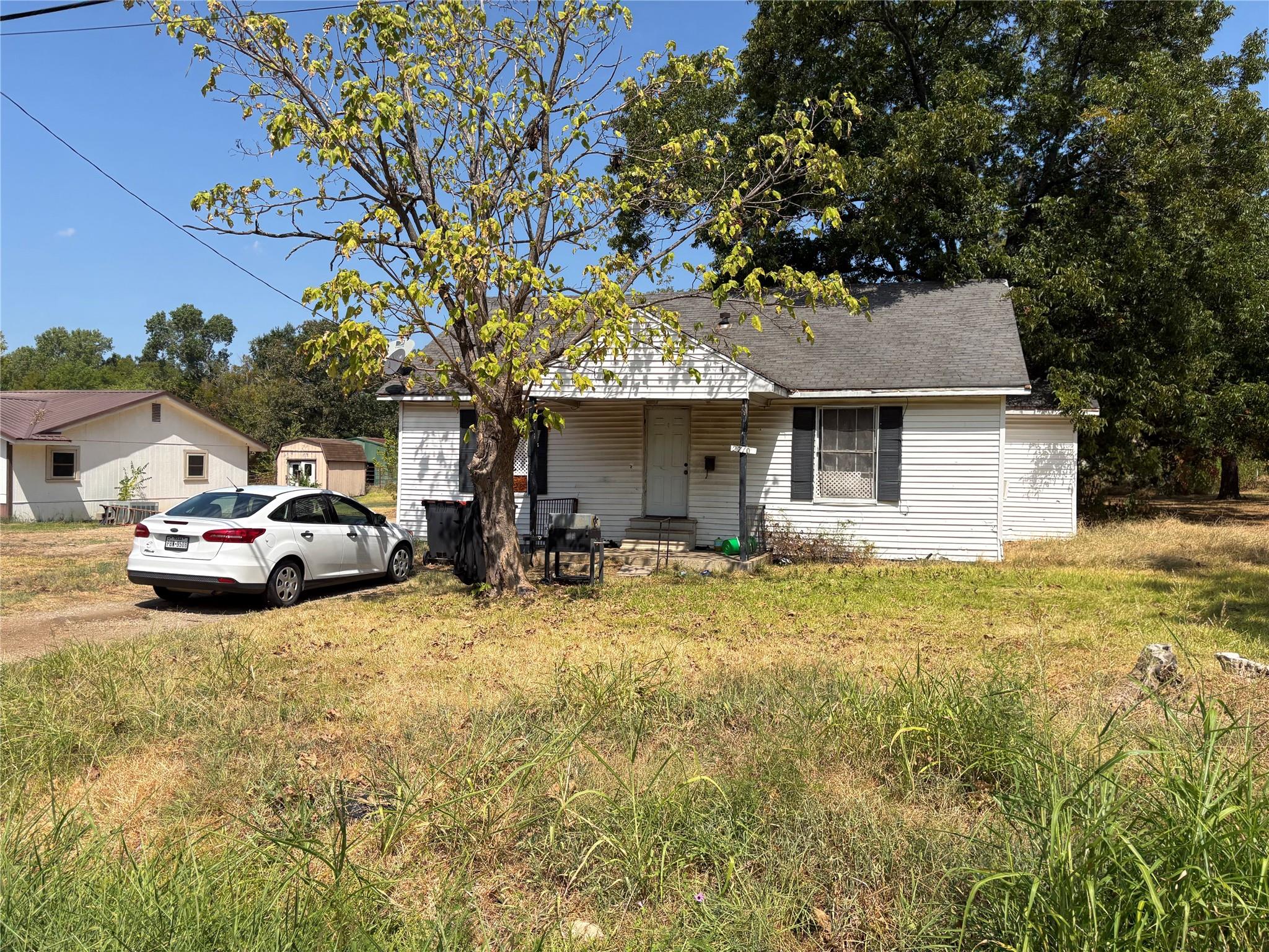 main property photo 22