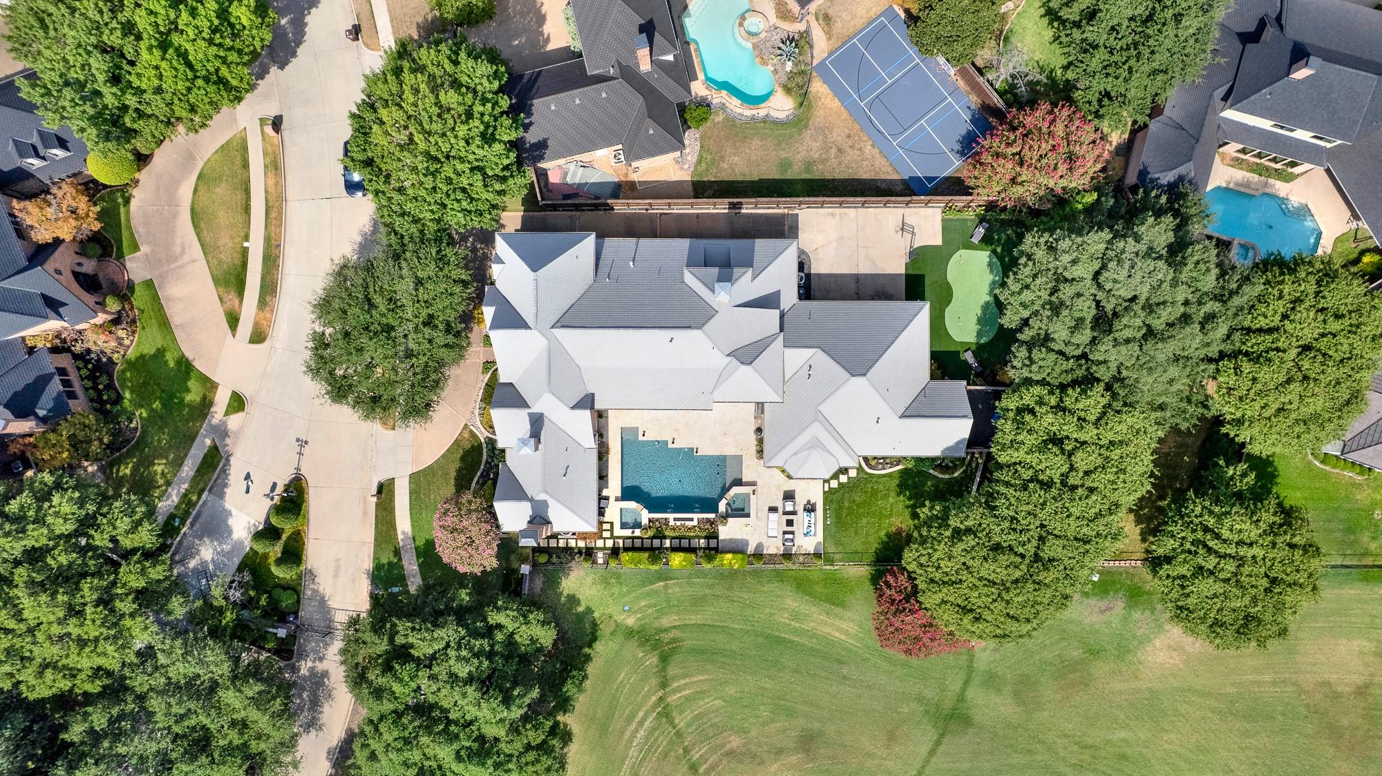 main property photo 34