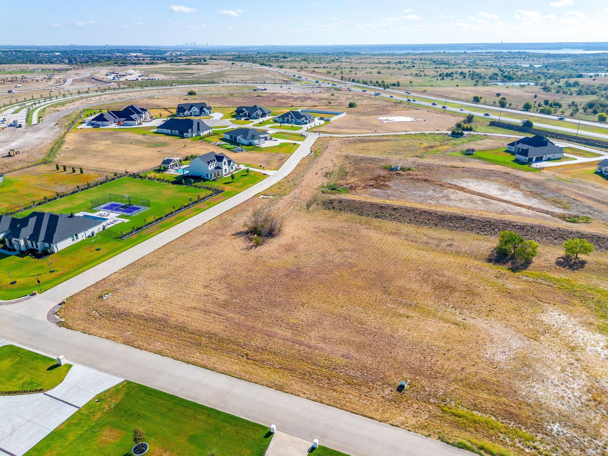 main property photo 3