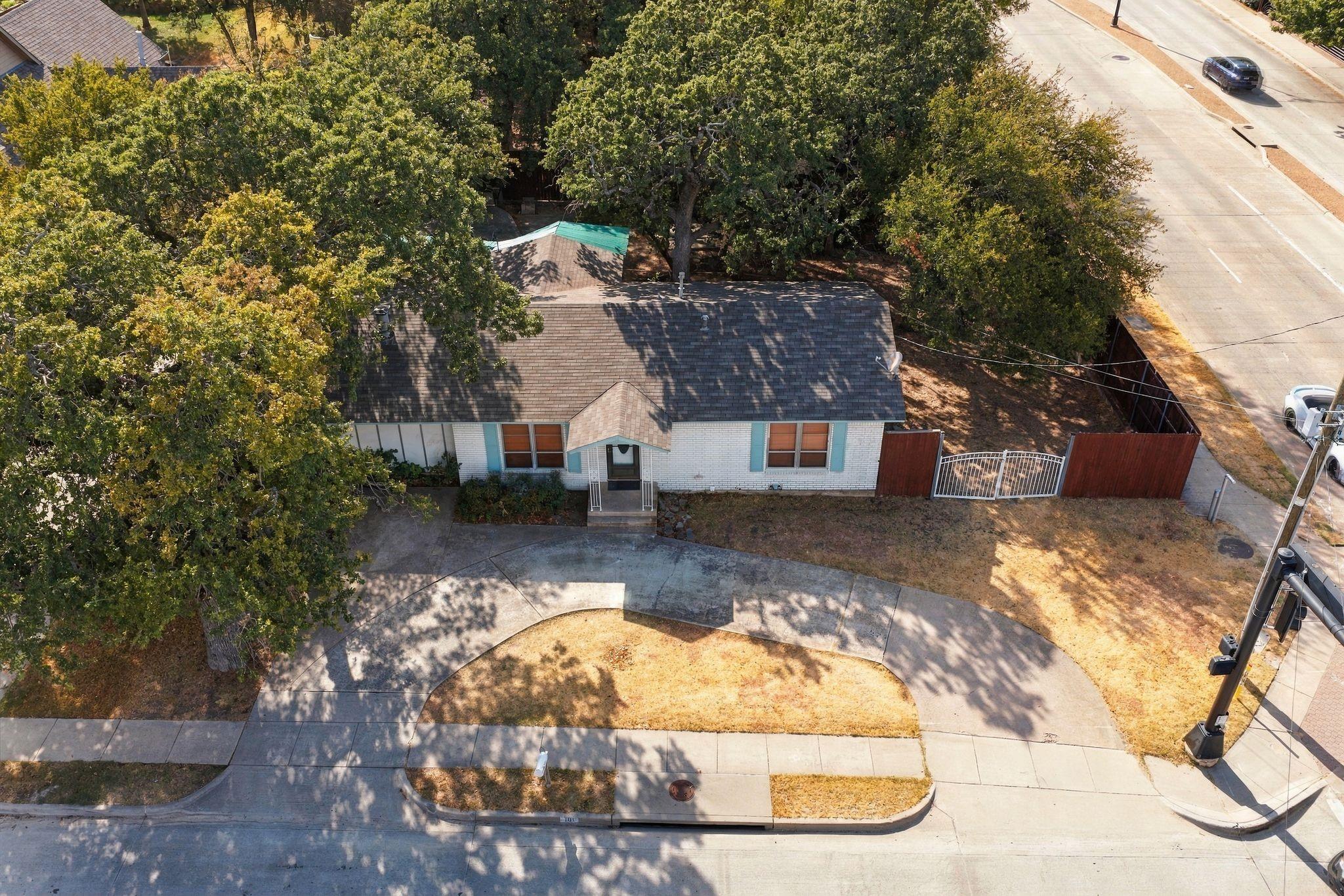 main property photo 21