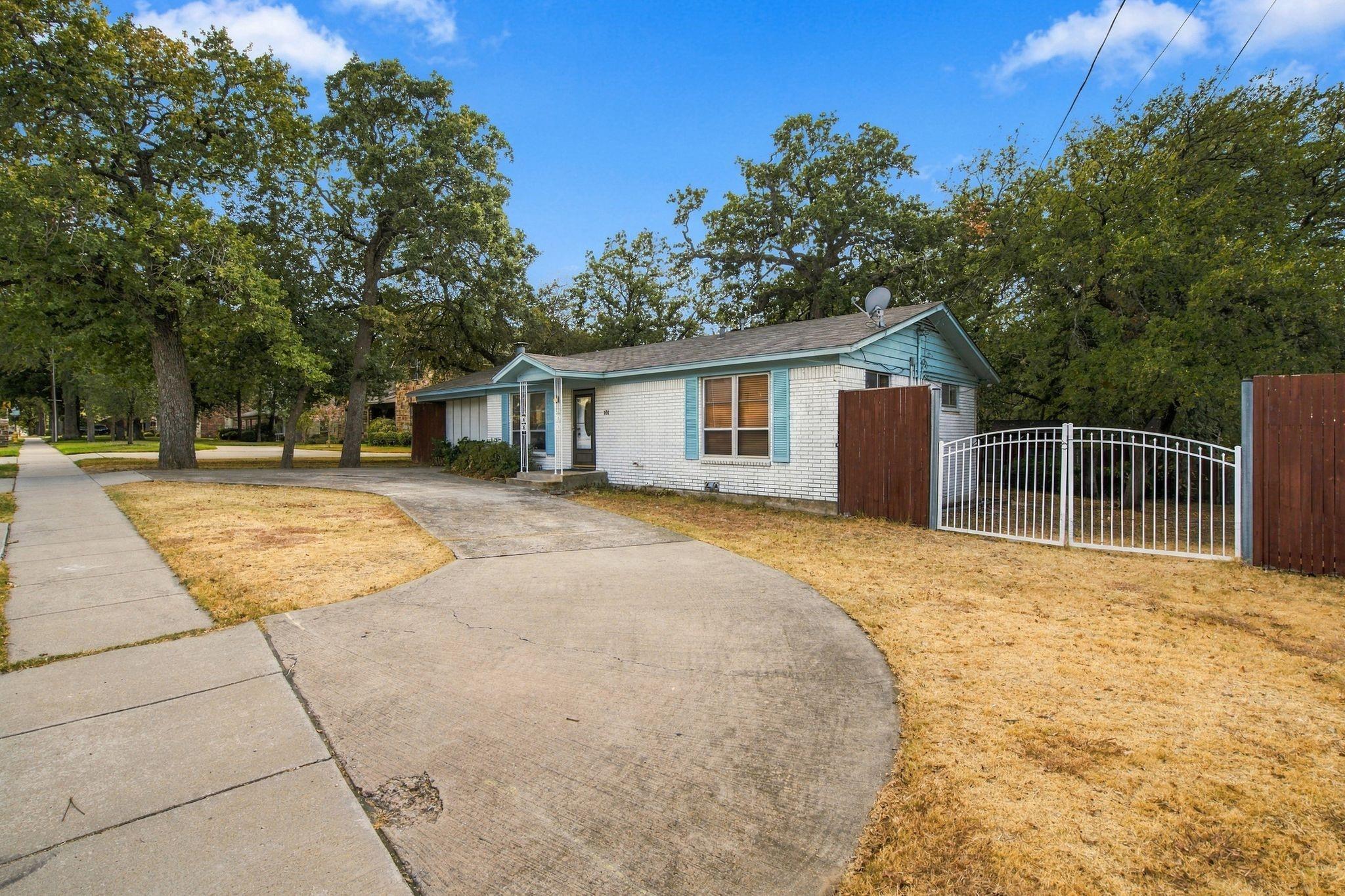 main property photo 3