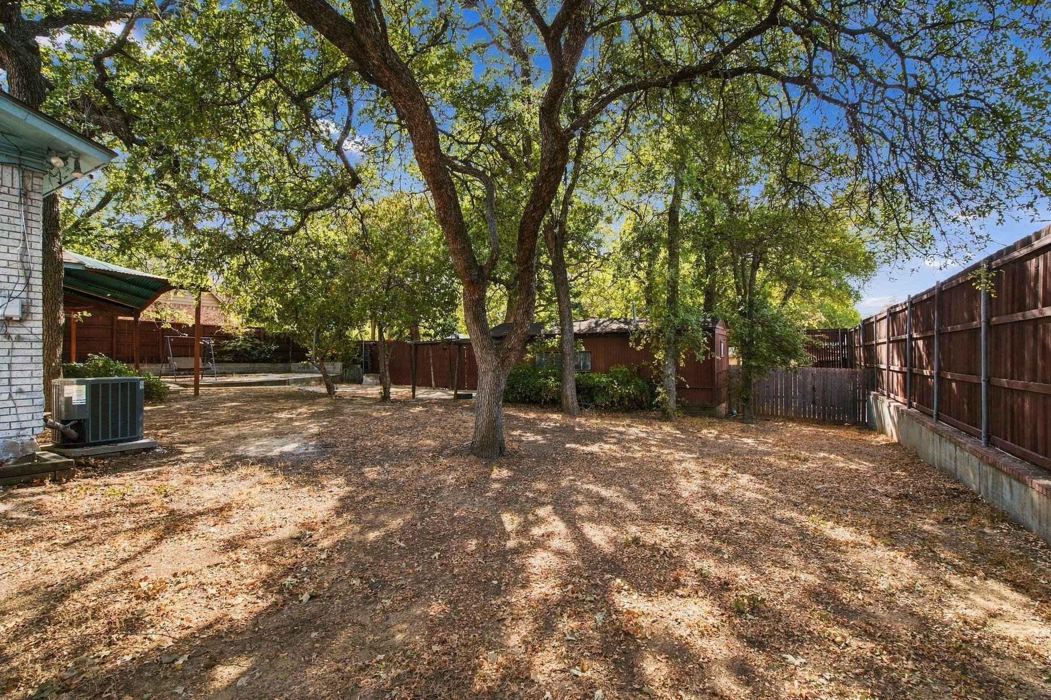 main property photo 36