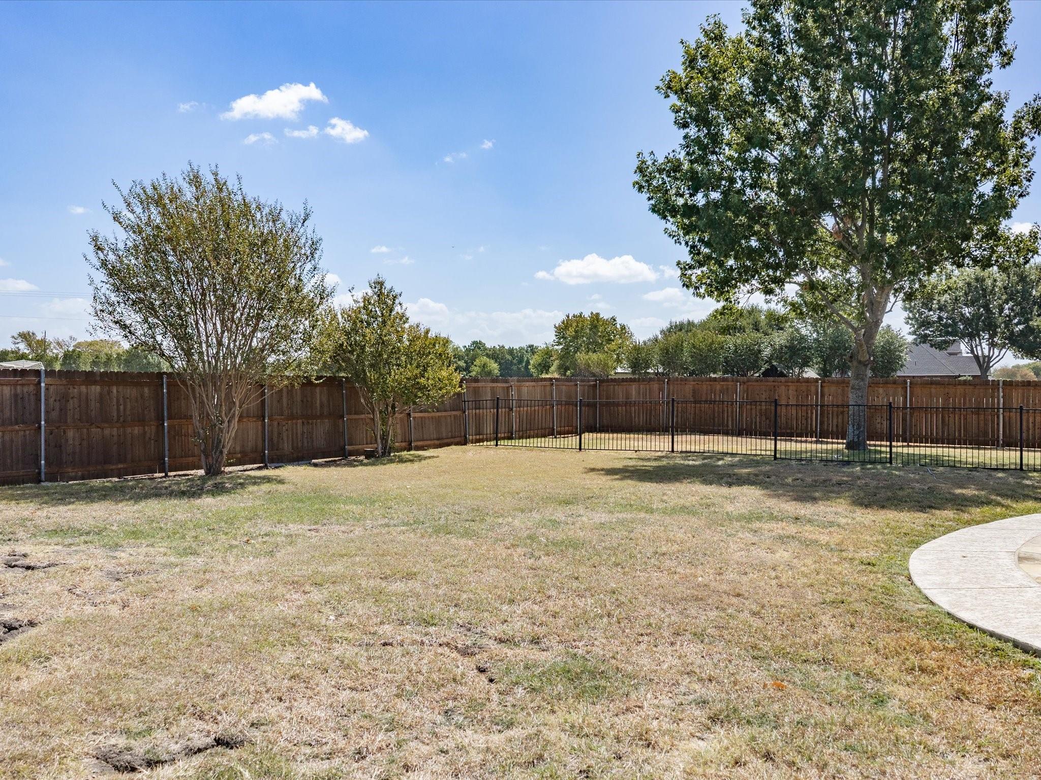 main property photo 37
