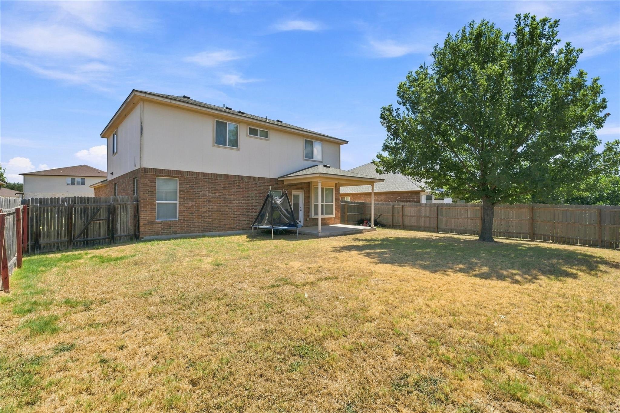 main property photo 27
