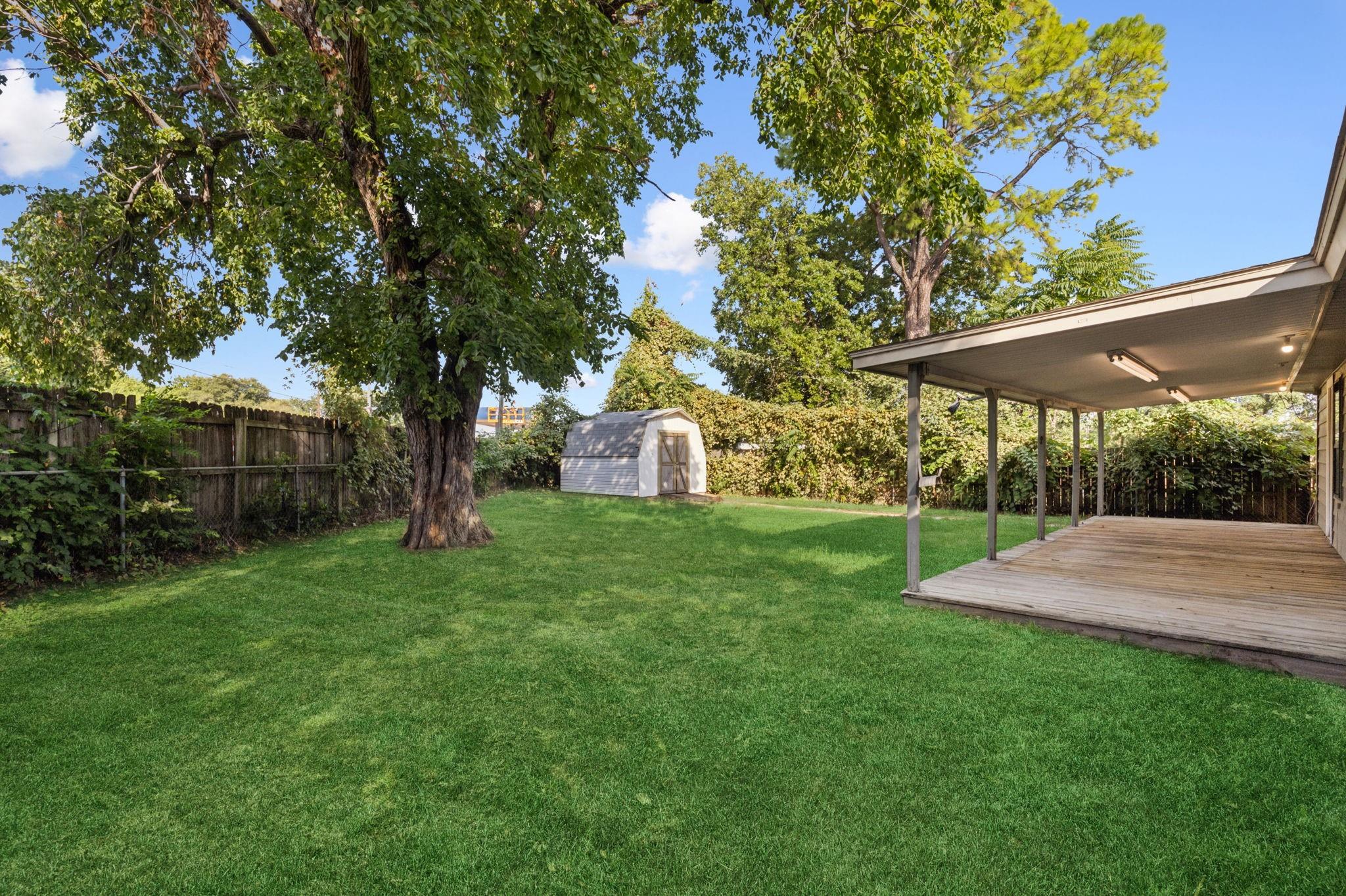main property photo 20
