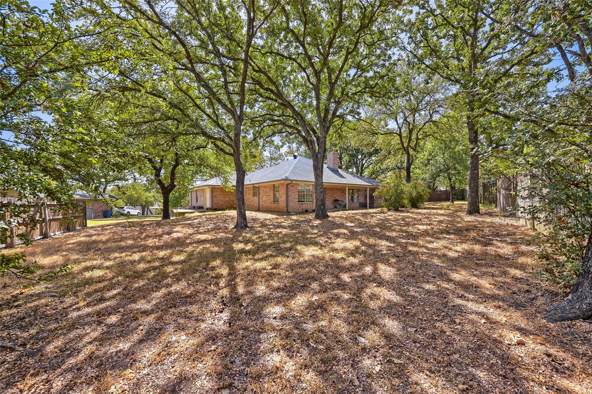 main property photo 27