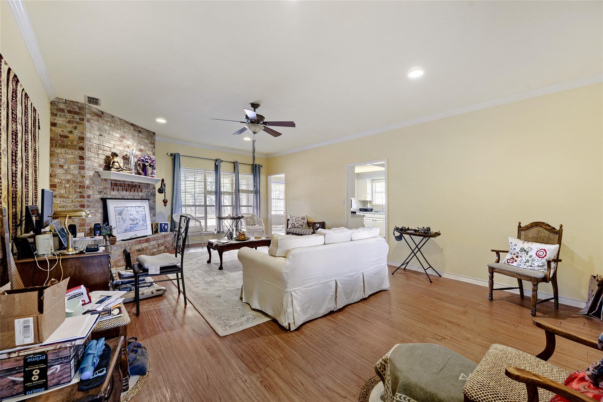 main property photo 5