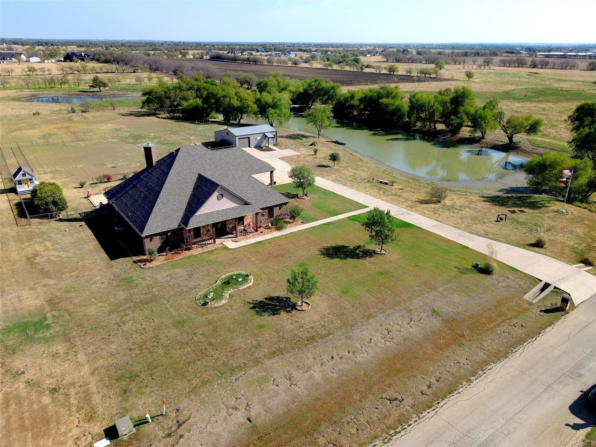 main property photo 38