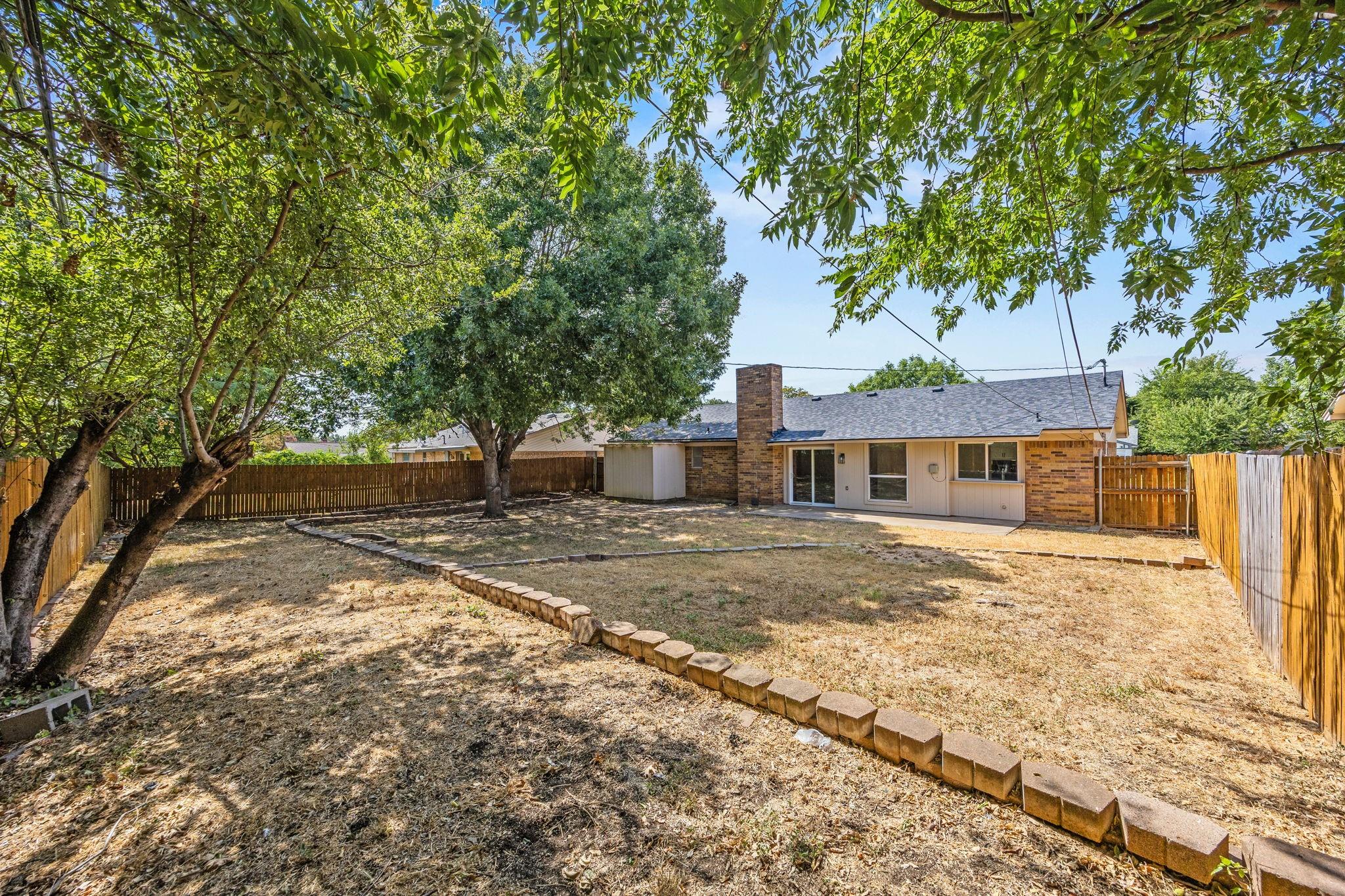 main property photo 23
