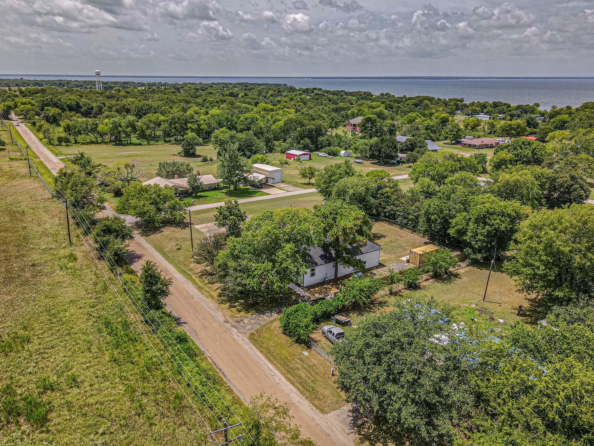 main property photo 26