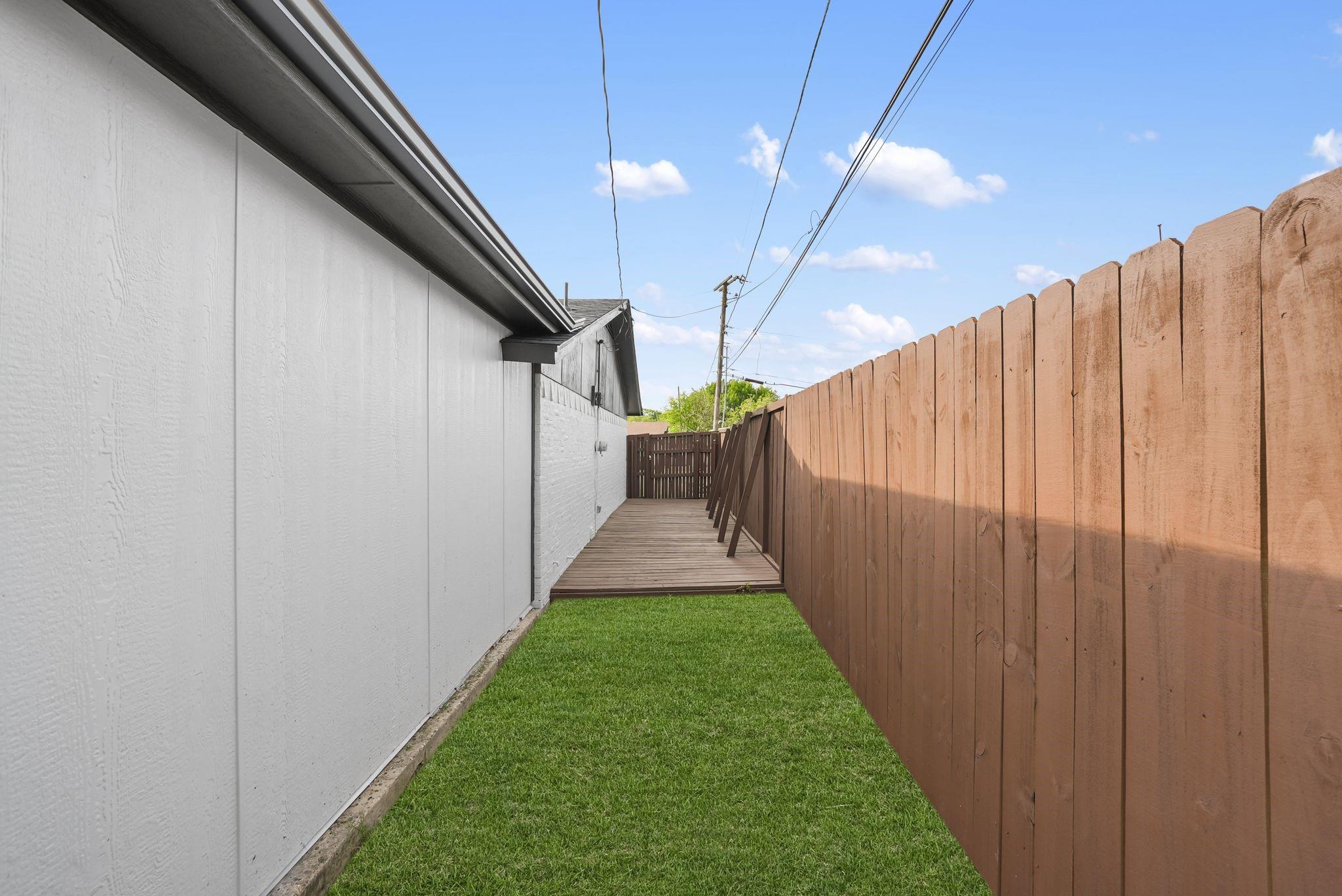 main property photo 32