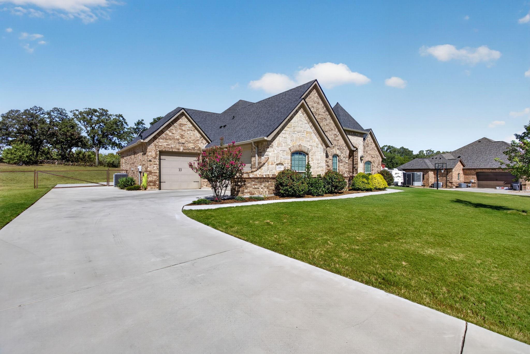 main property photo 36
