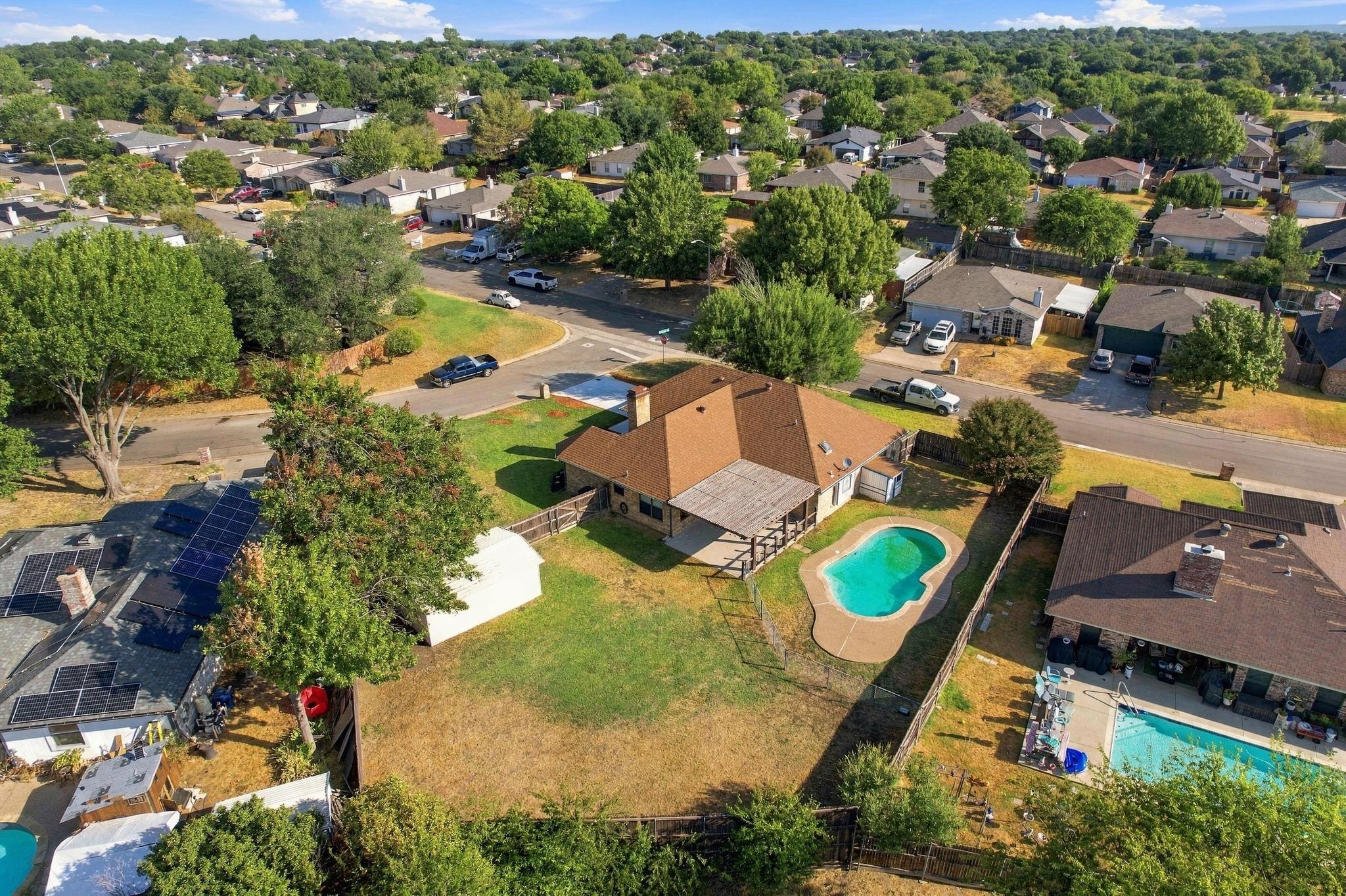 main property photo 6