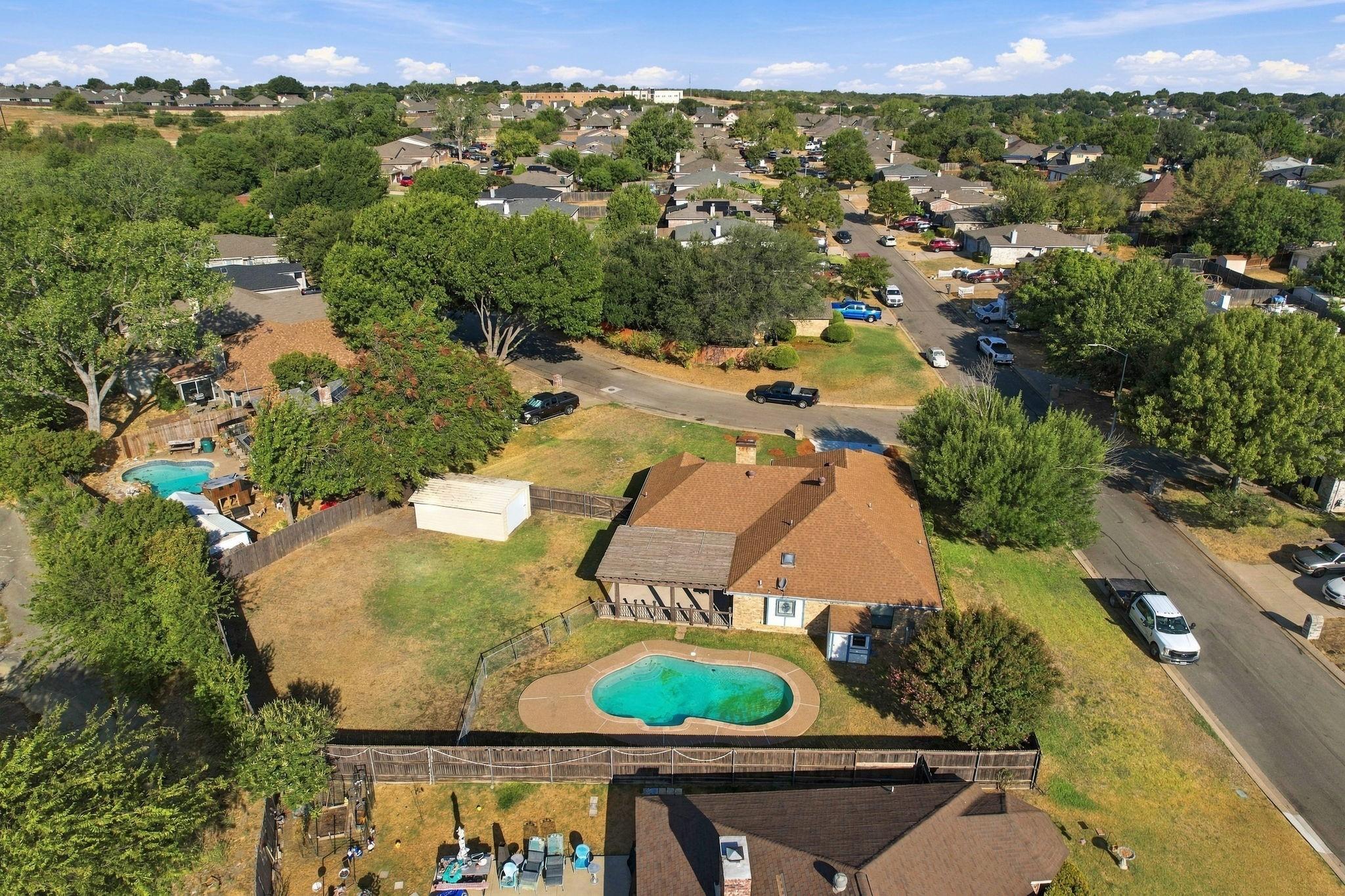 main property photo 7