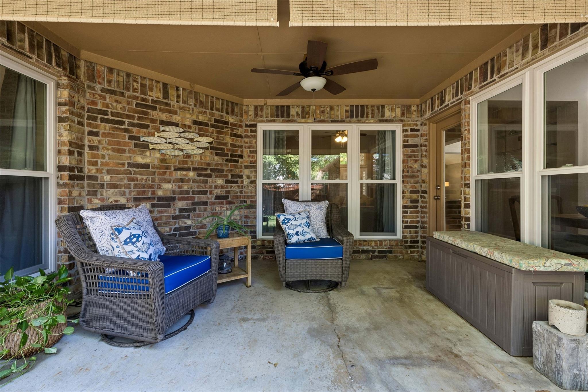 main property photo 23