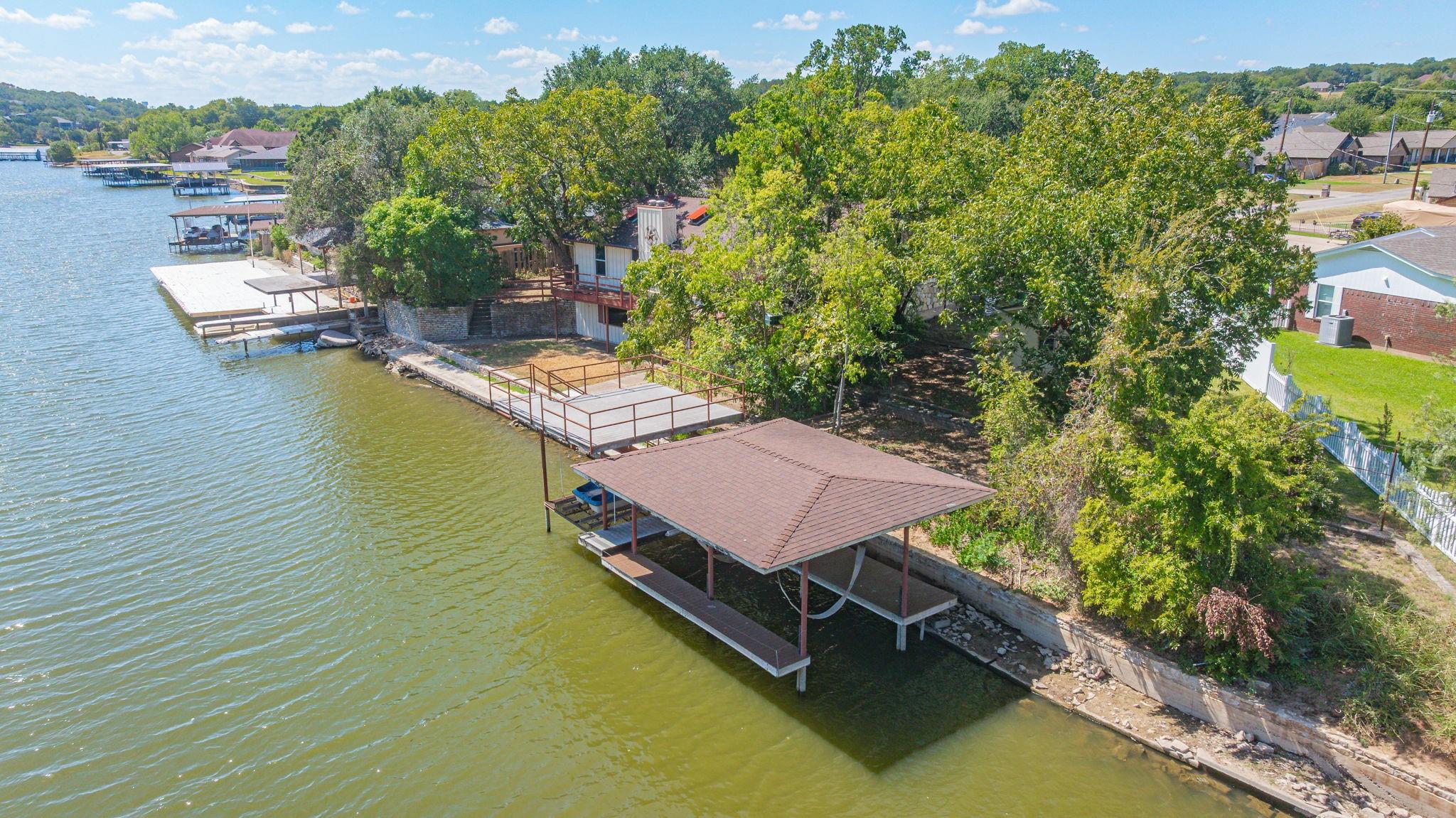 main property photo 33