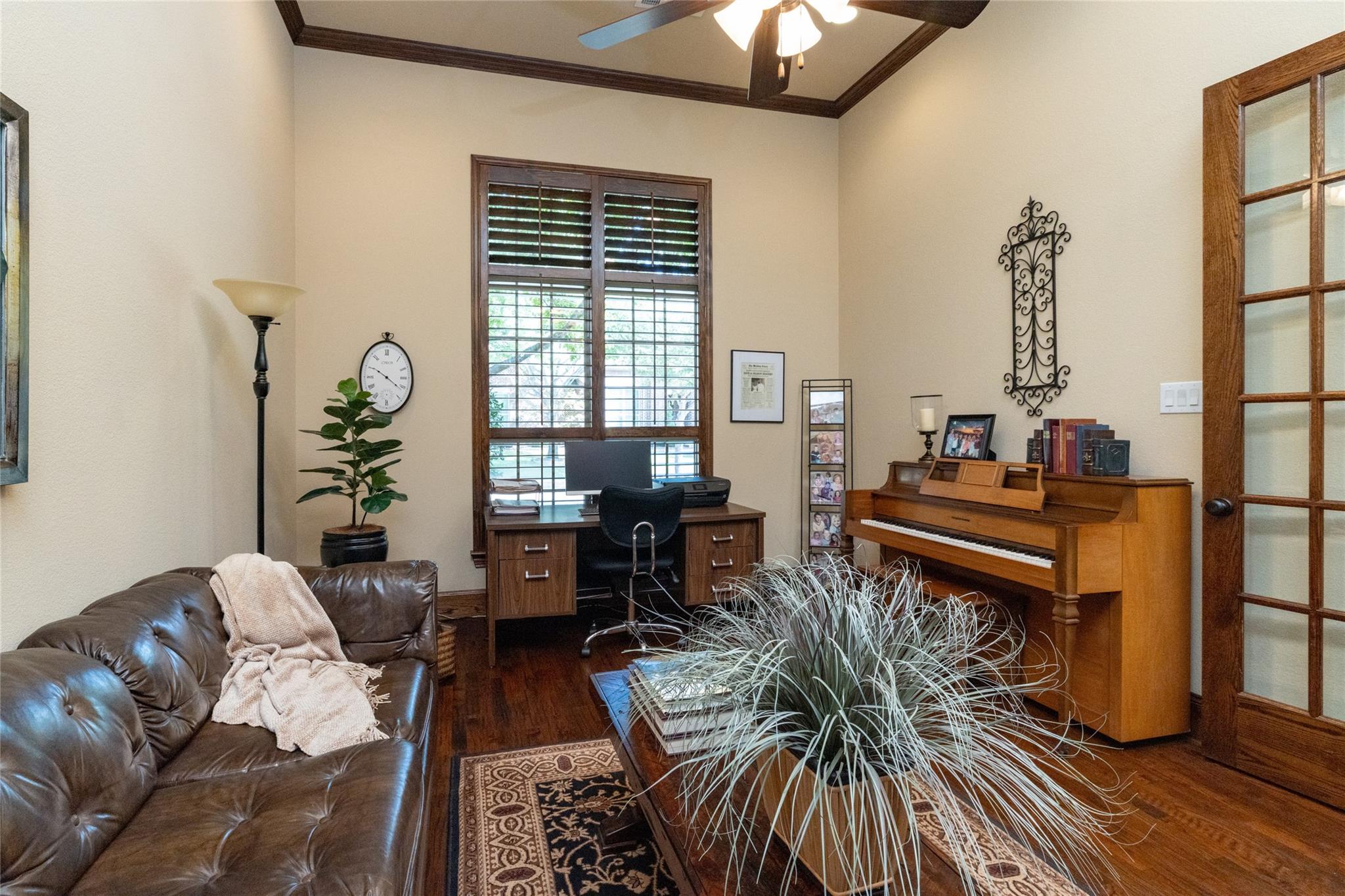 main property photo 5