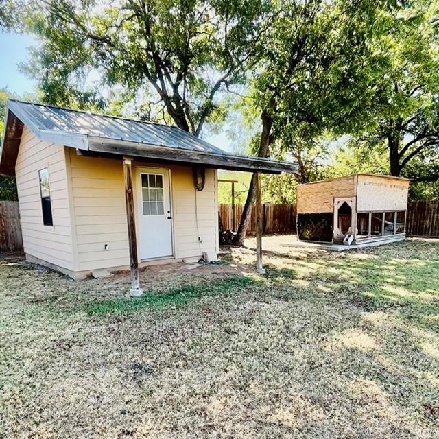 main property photo 26