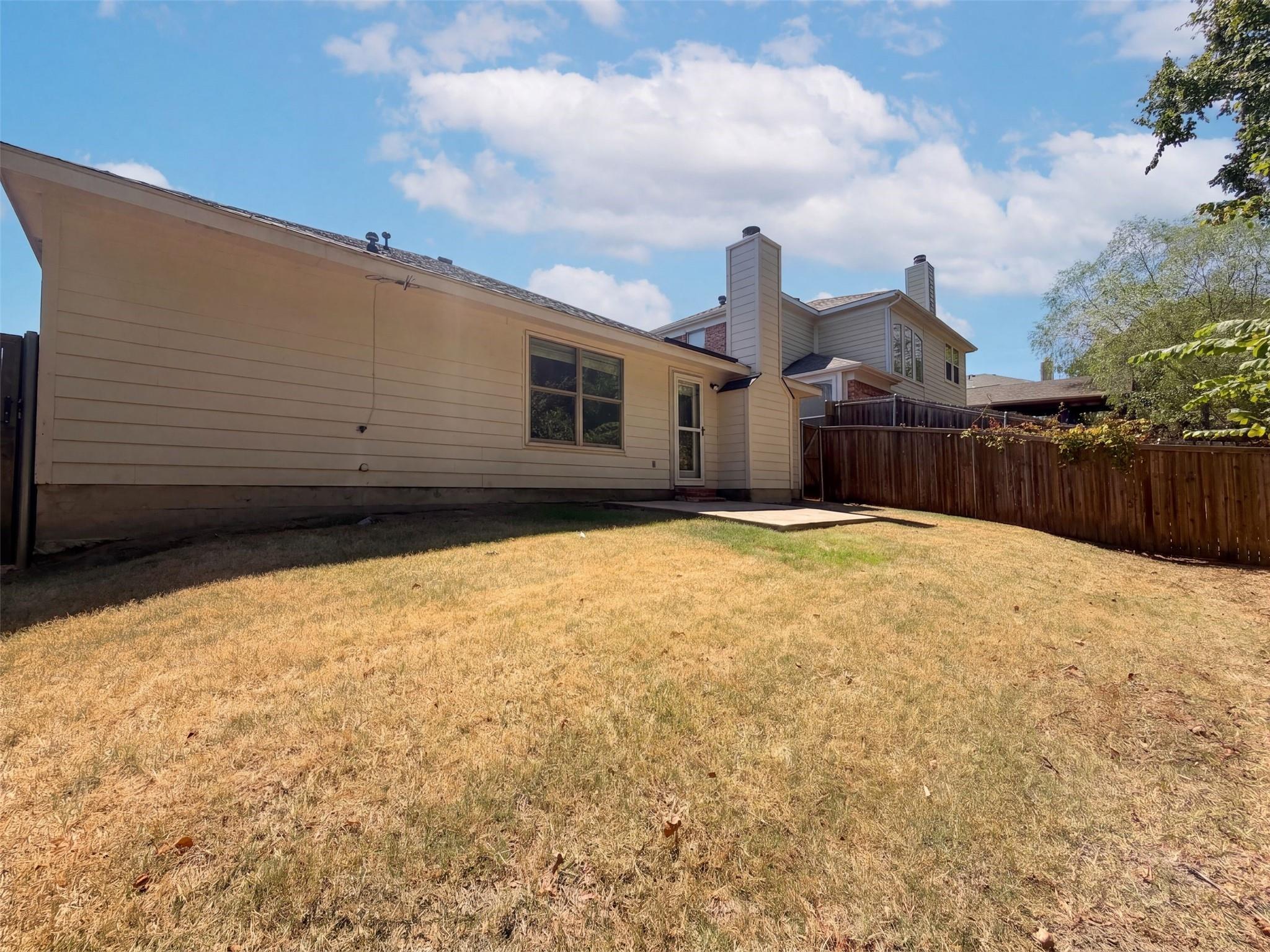 main property photo 12