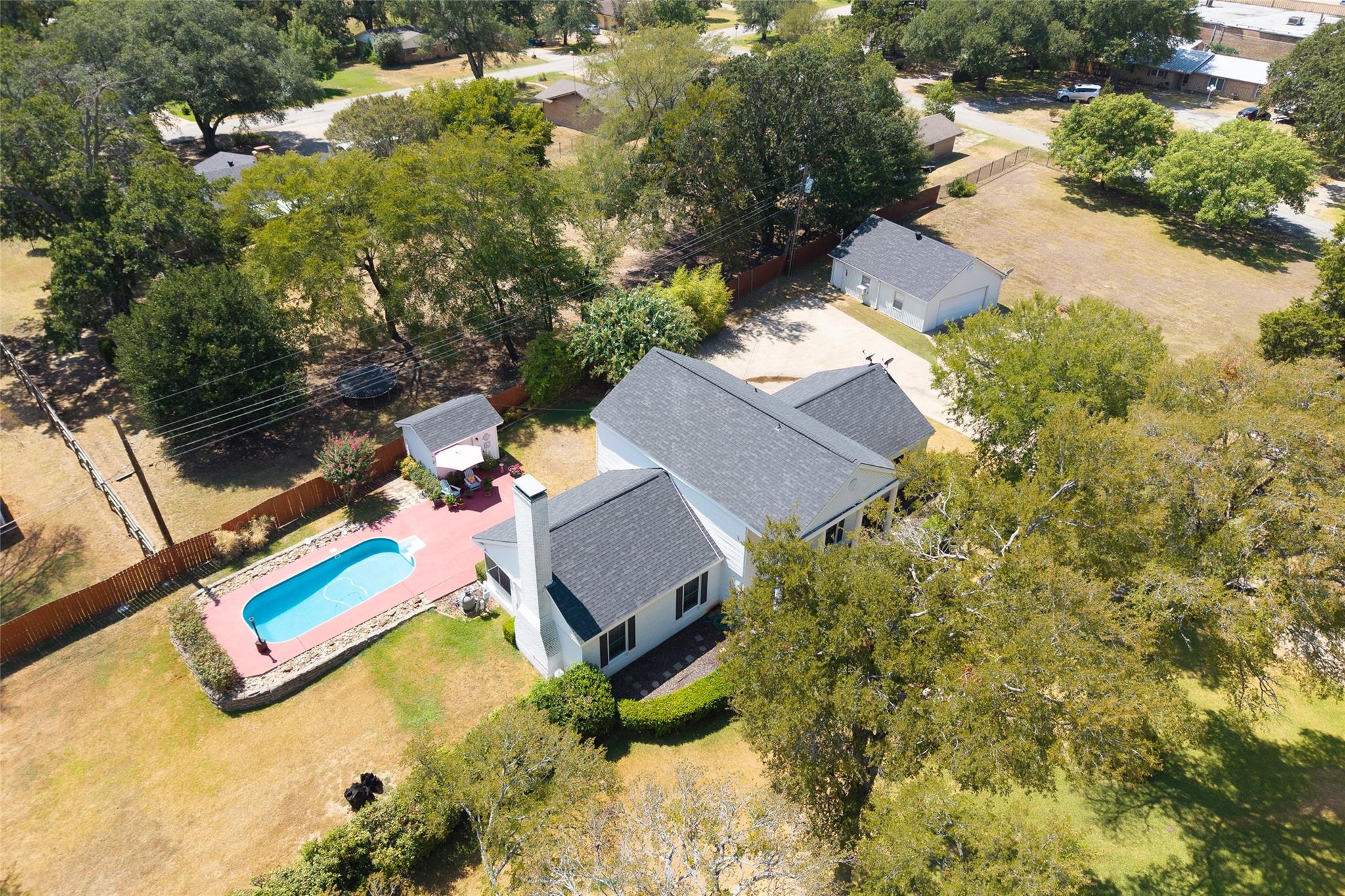 main property photo 29