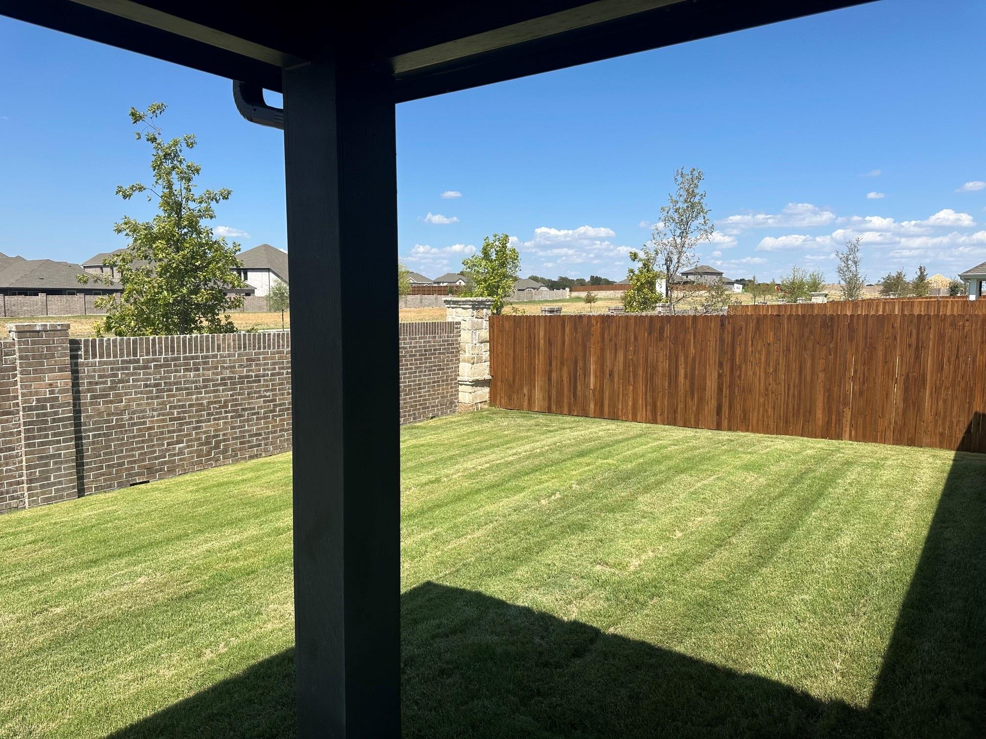 main property photo 32