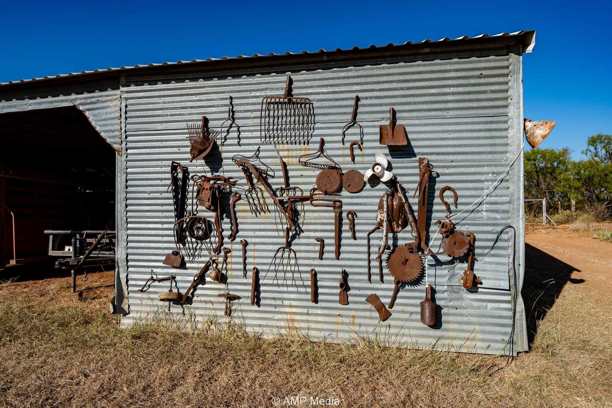 main property photo 28