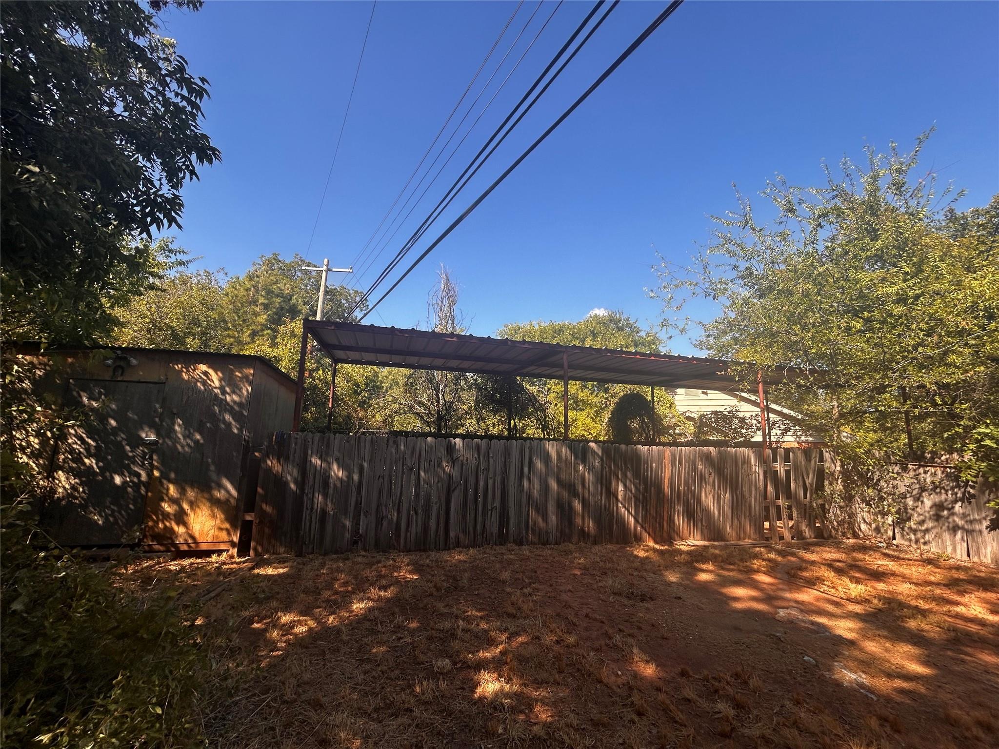 main property photo 24