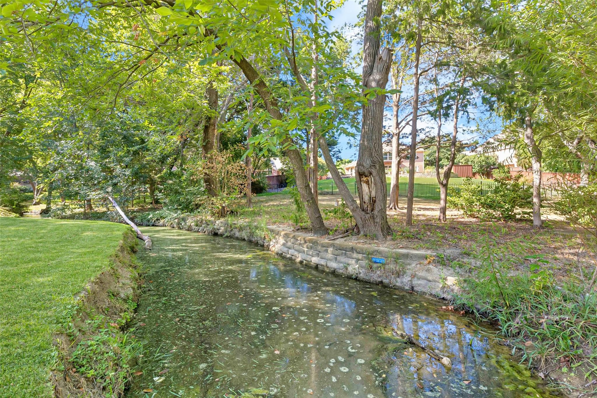 main property photo 35