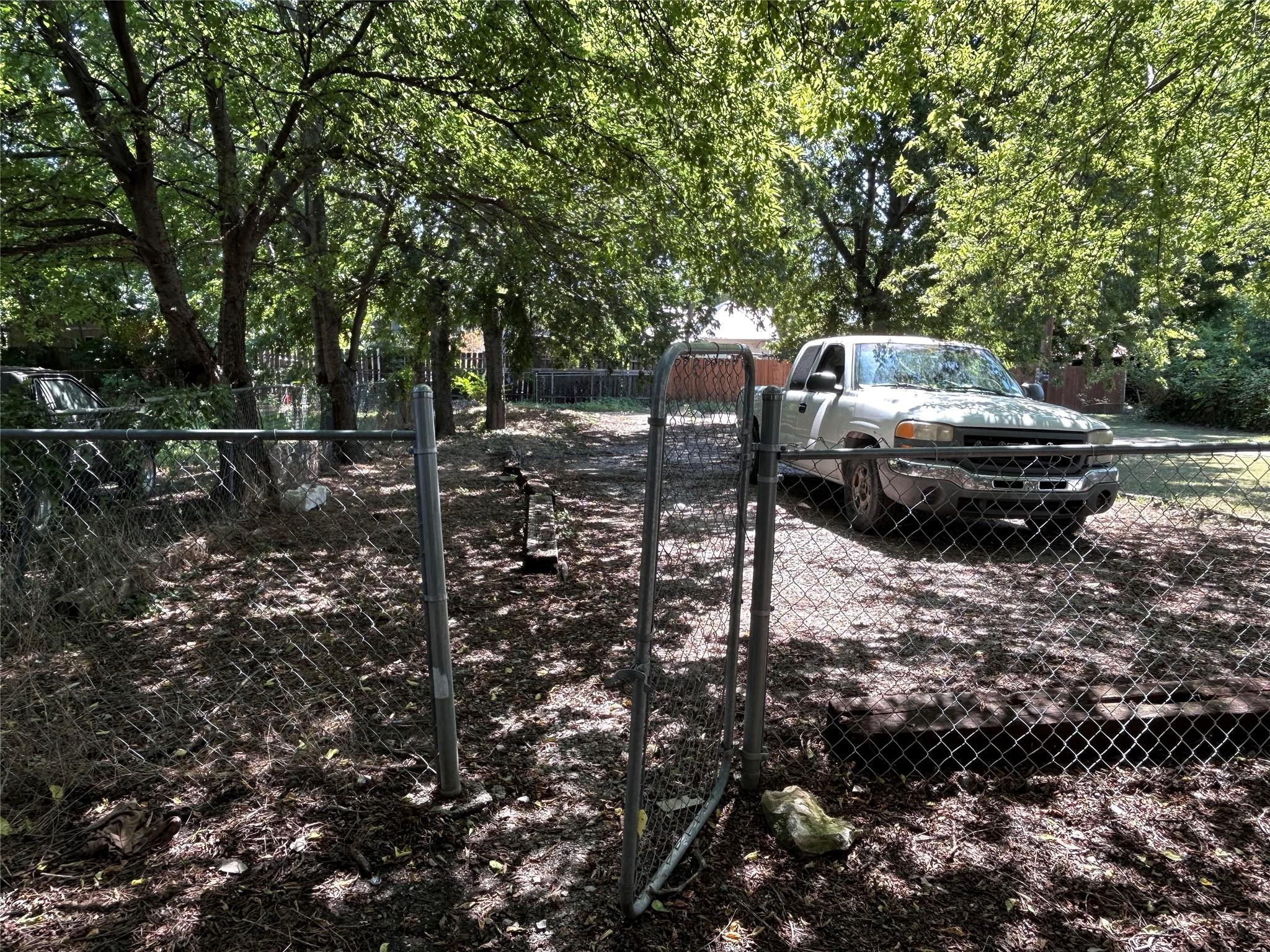 main property photo 26