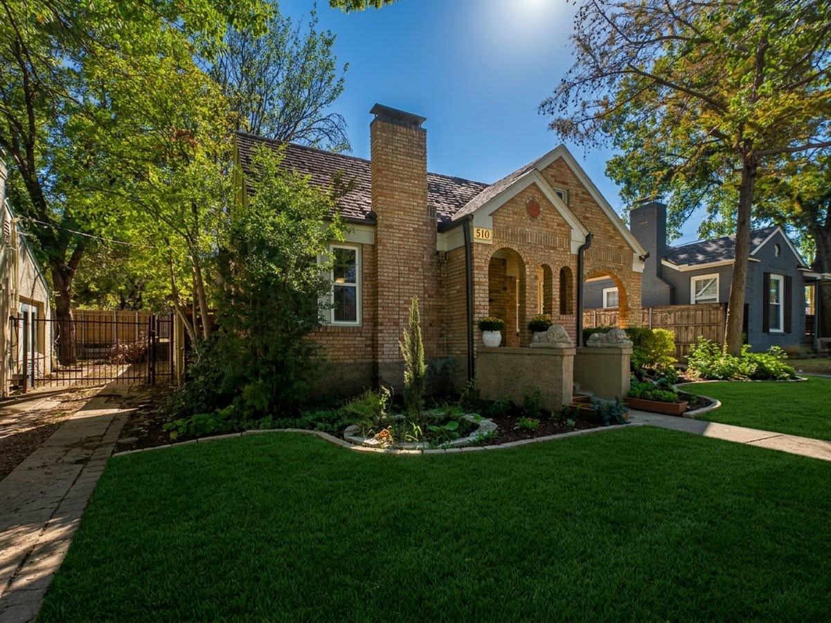 main property photo 1
