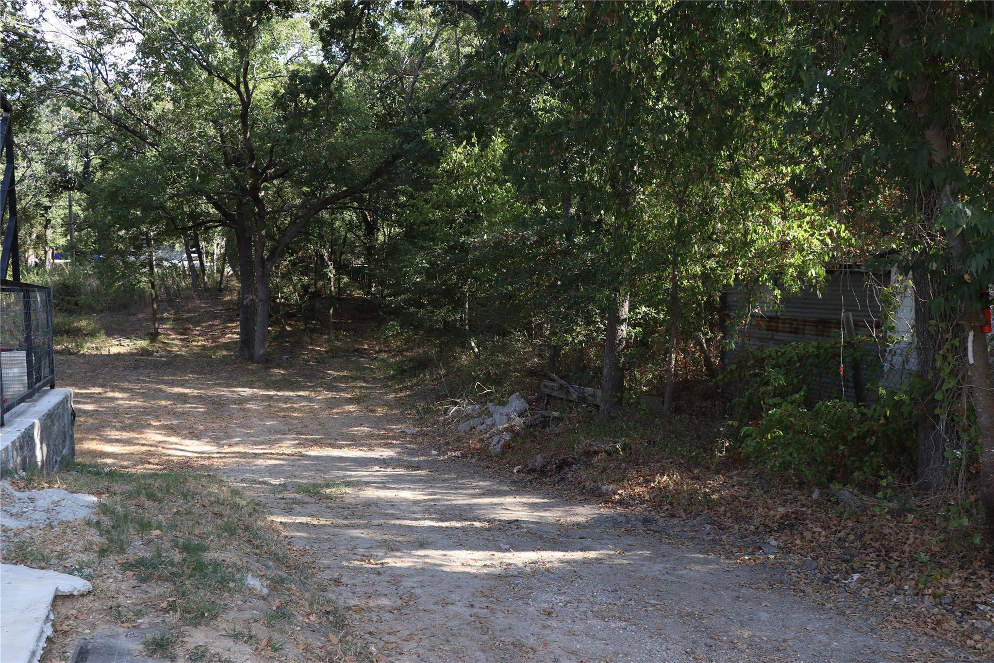 main property photo 24