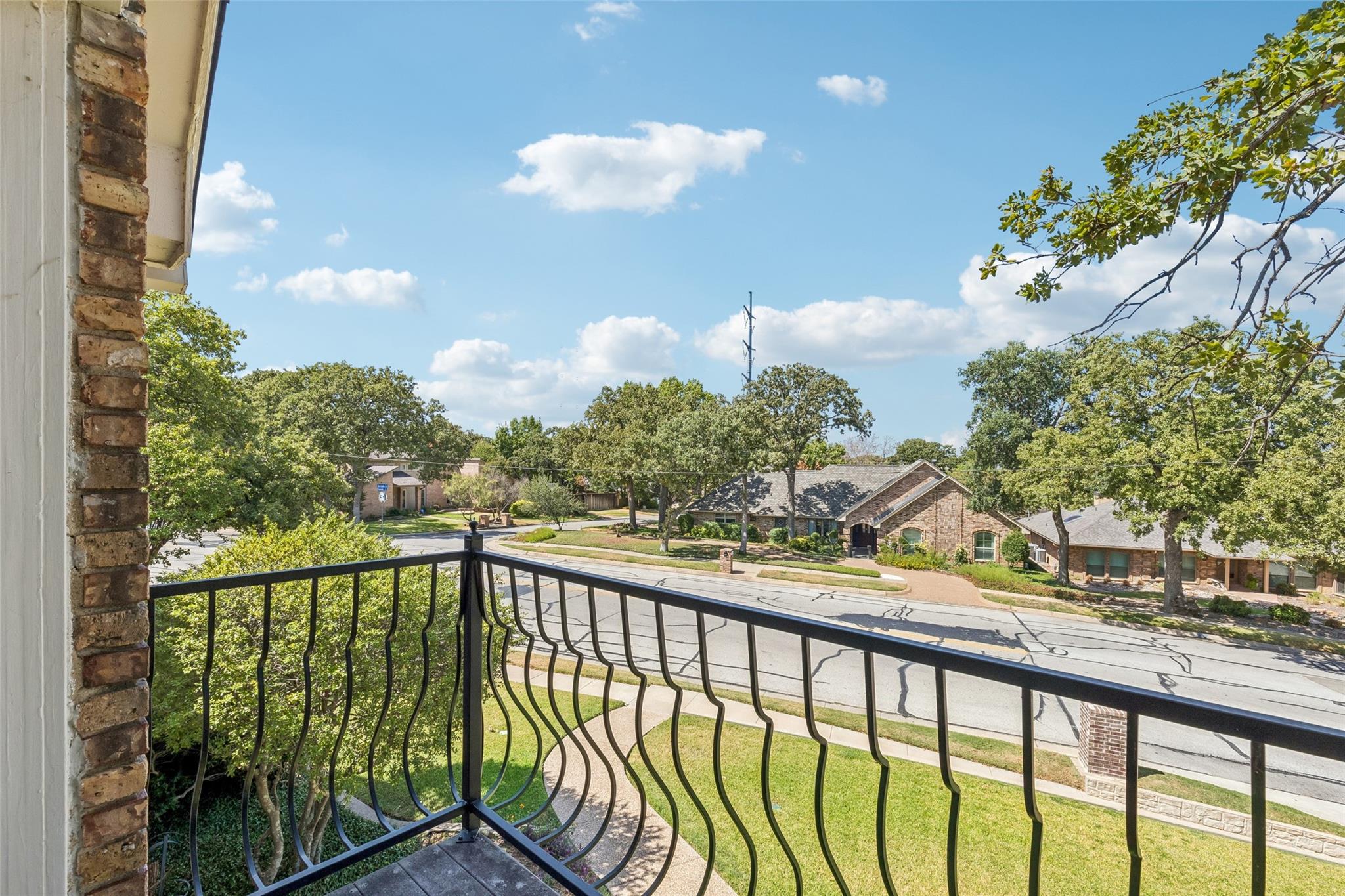 main property photo 20