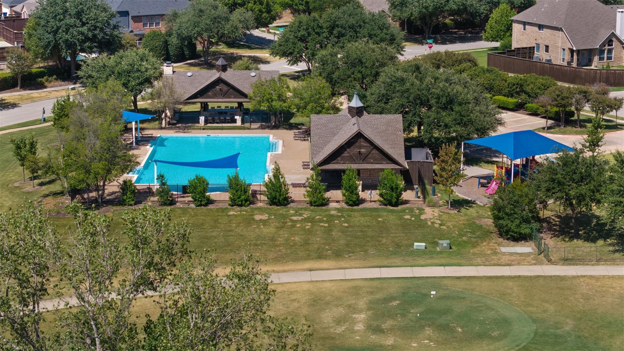 main property photo 27
