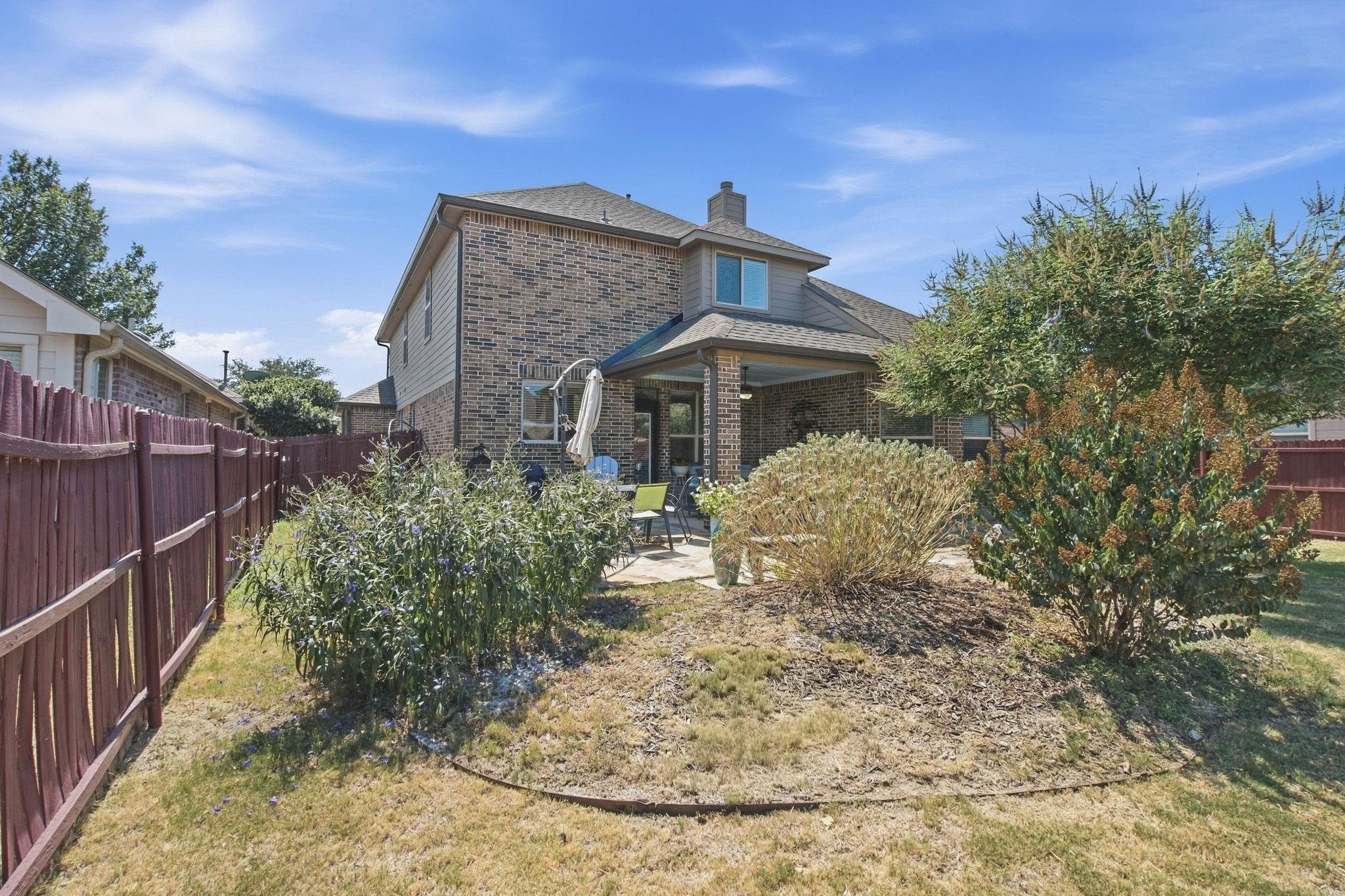 main property photo 31