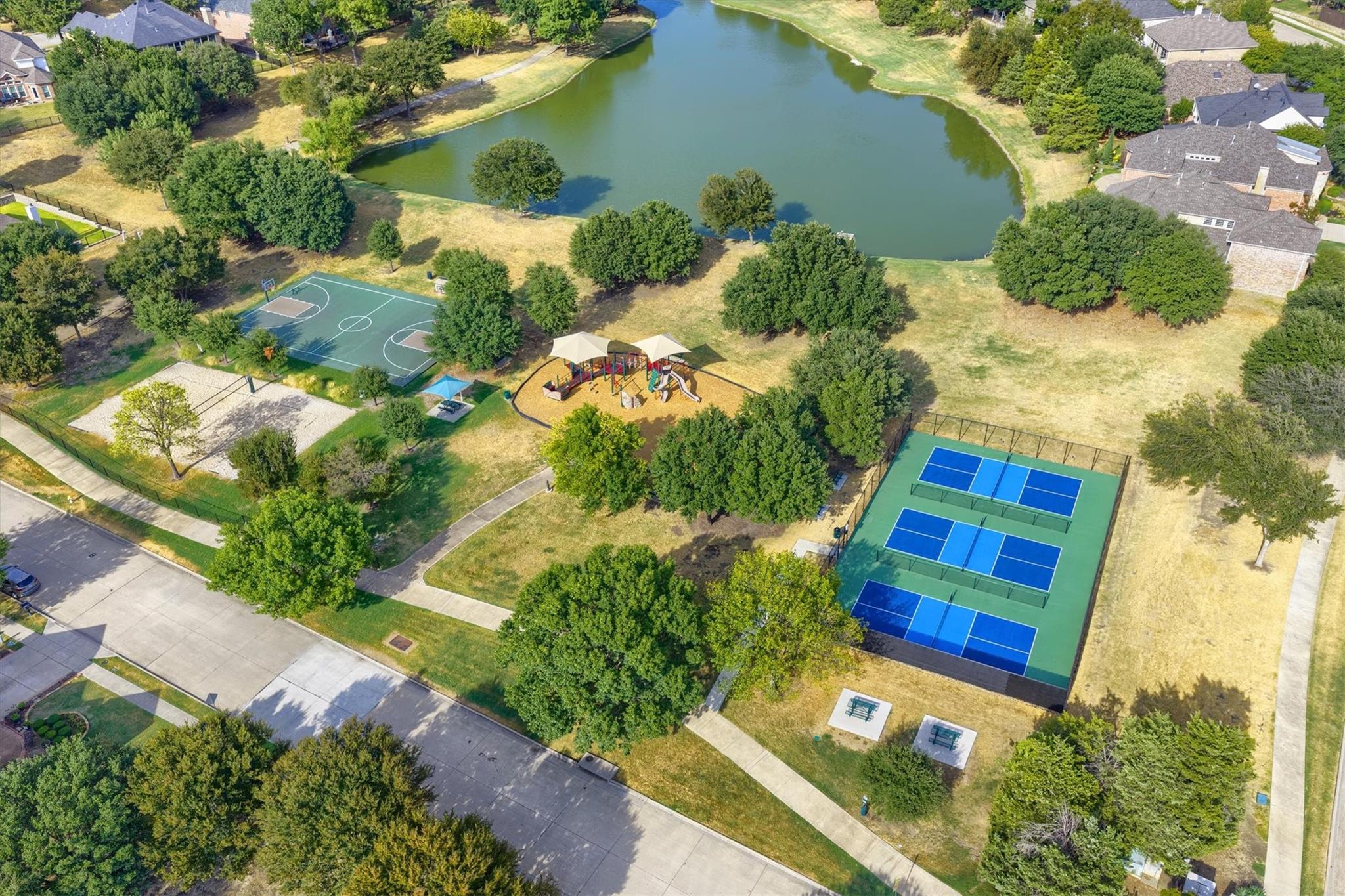 main property photo 38