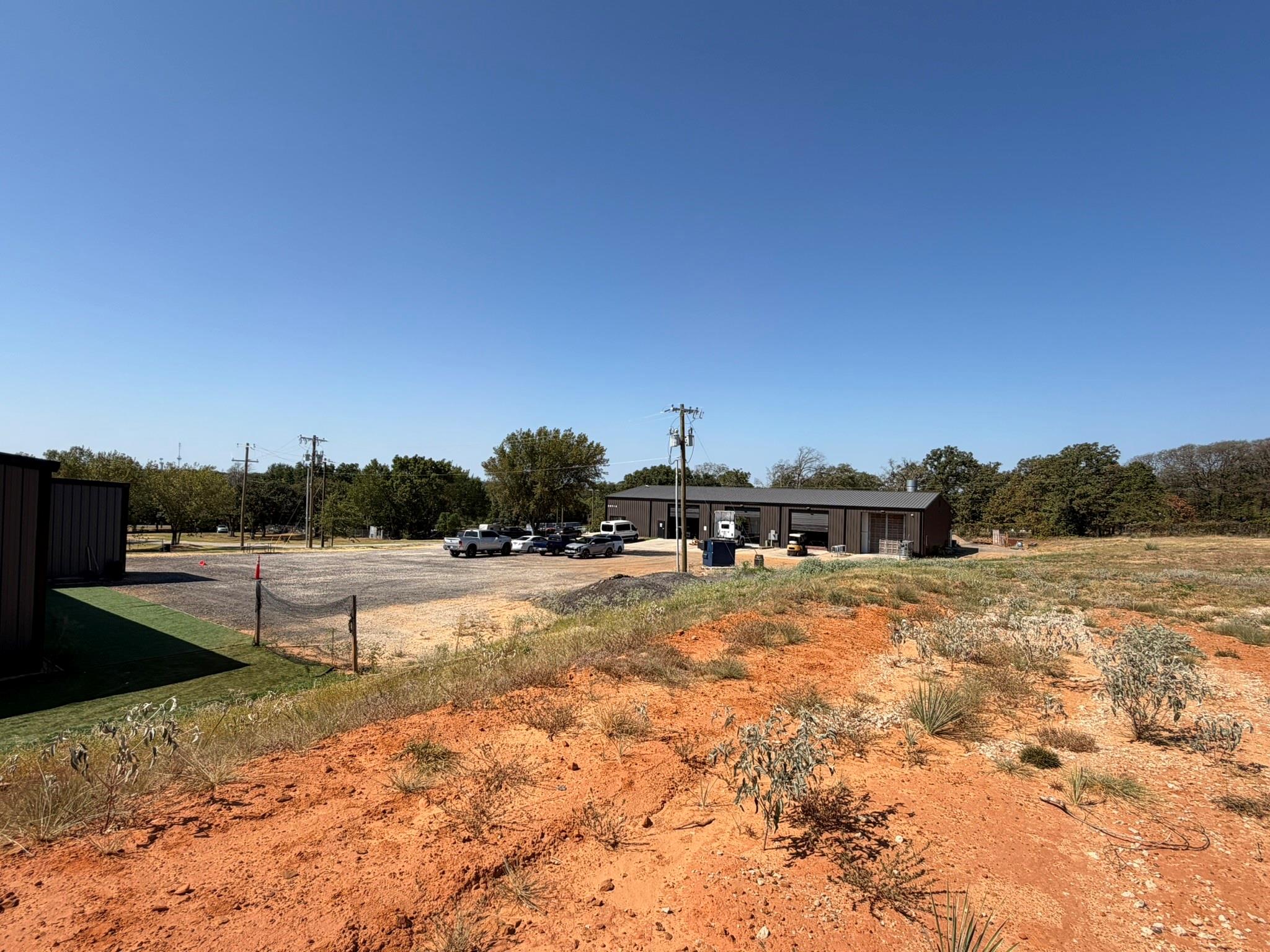 main property photo 10