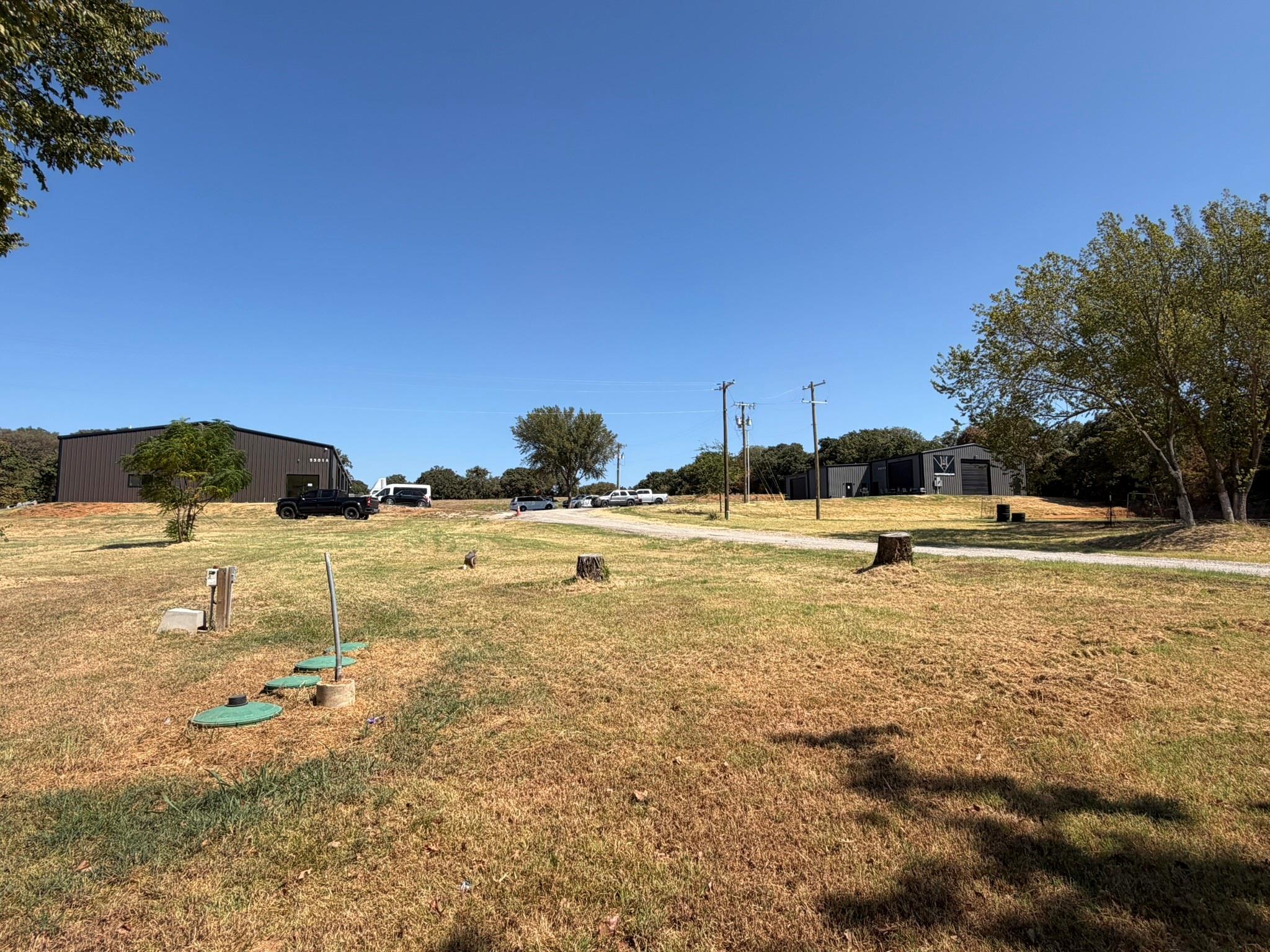 main property photo 13