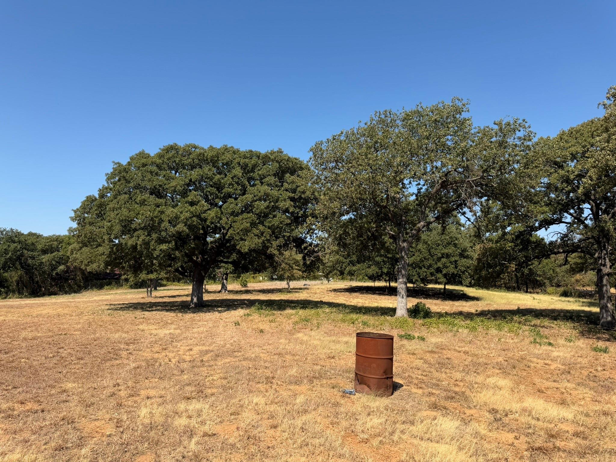 main property photo 30