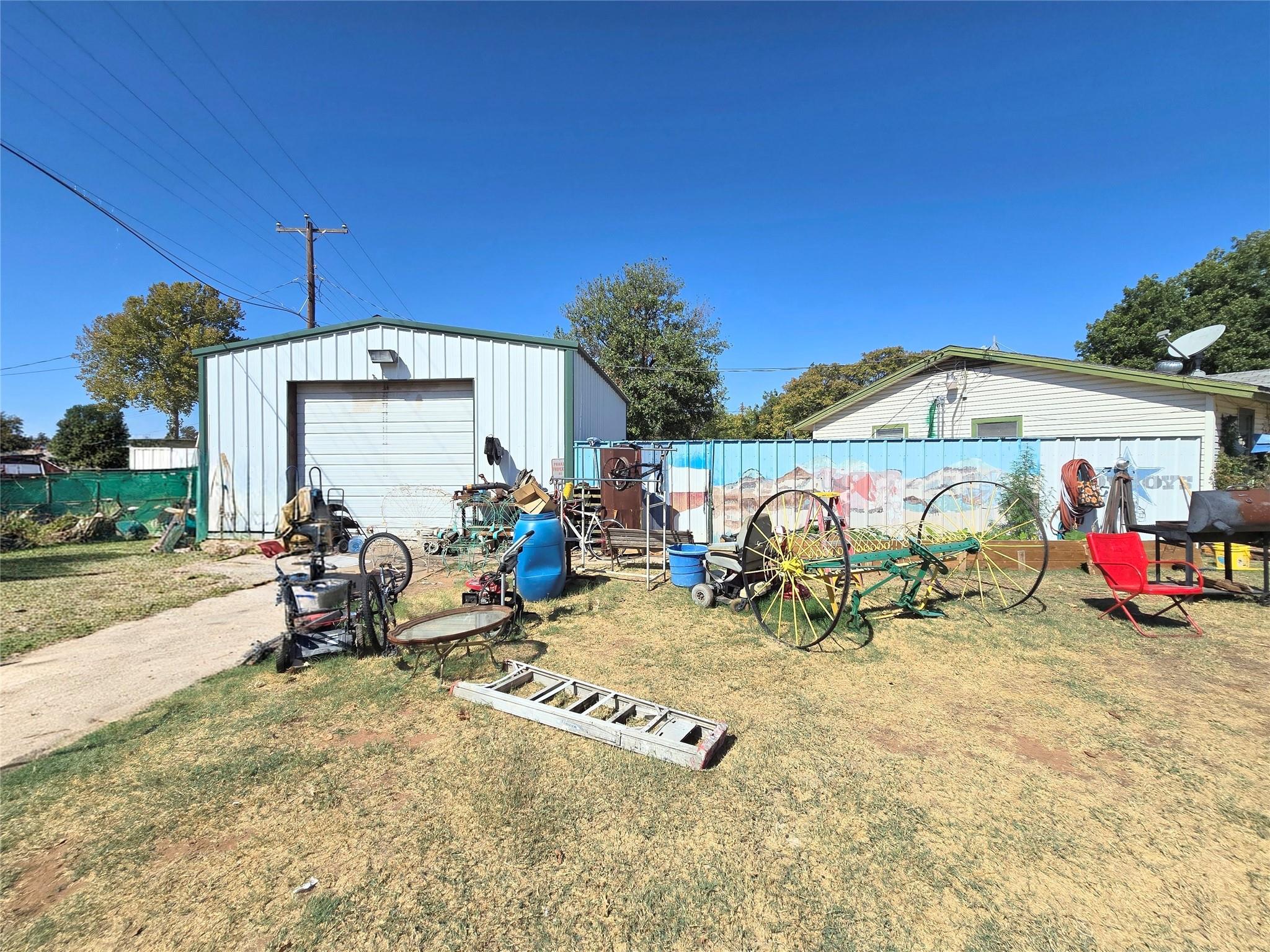 main property photo 9