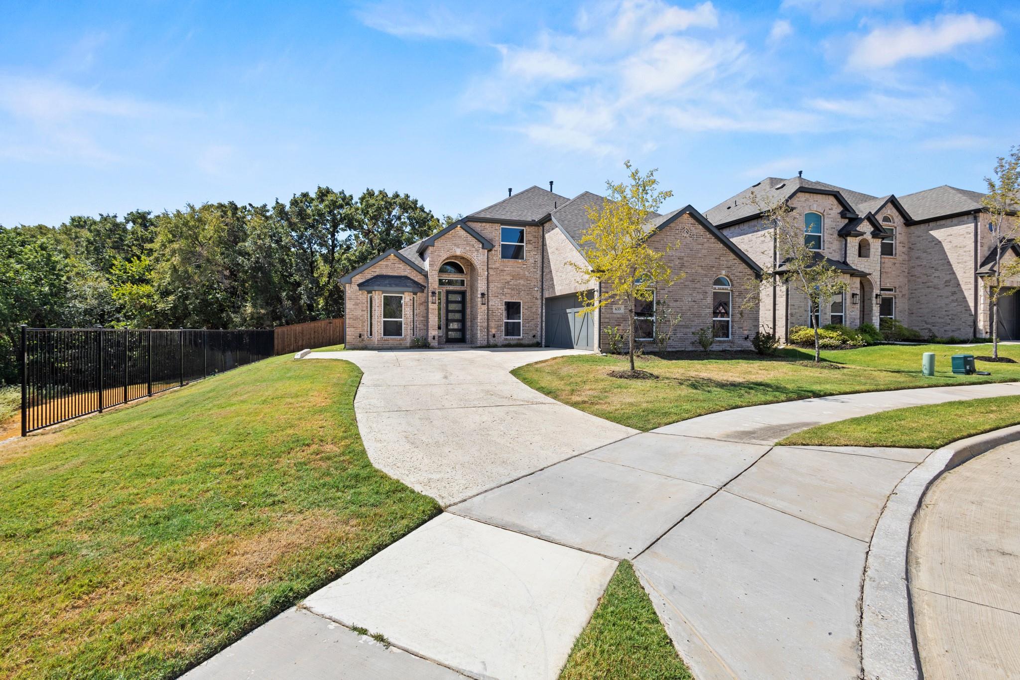 main property photo 31
