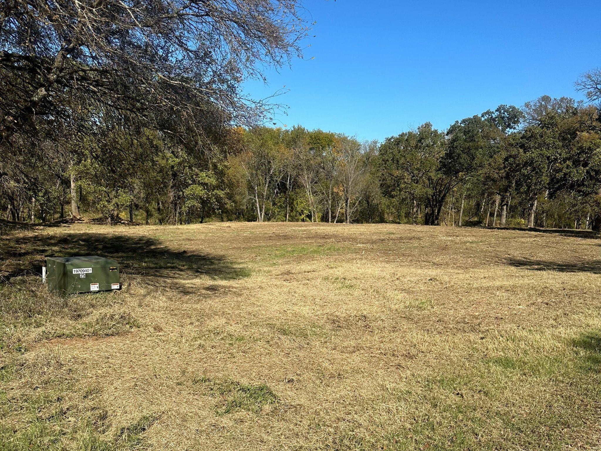 main property photo 12