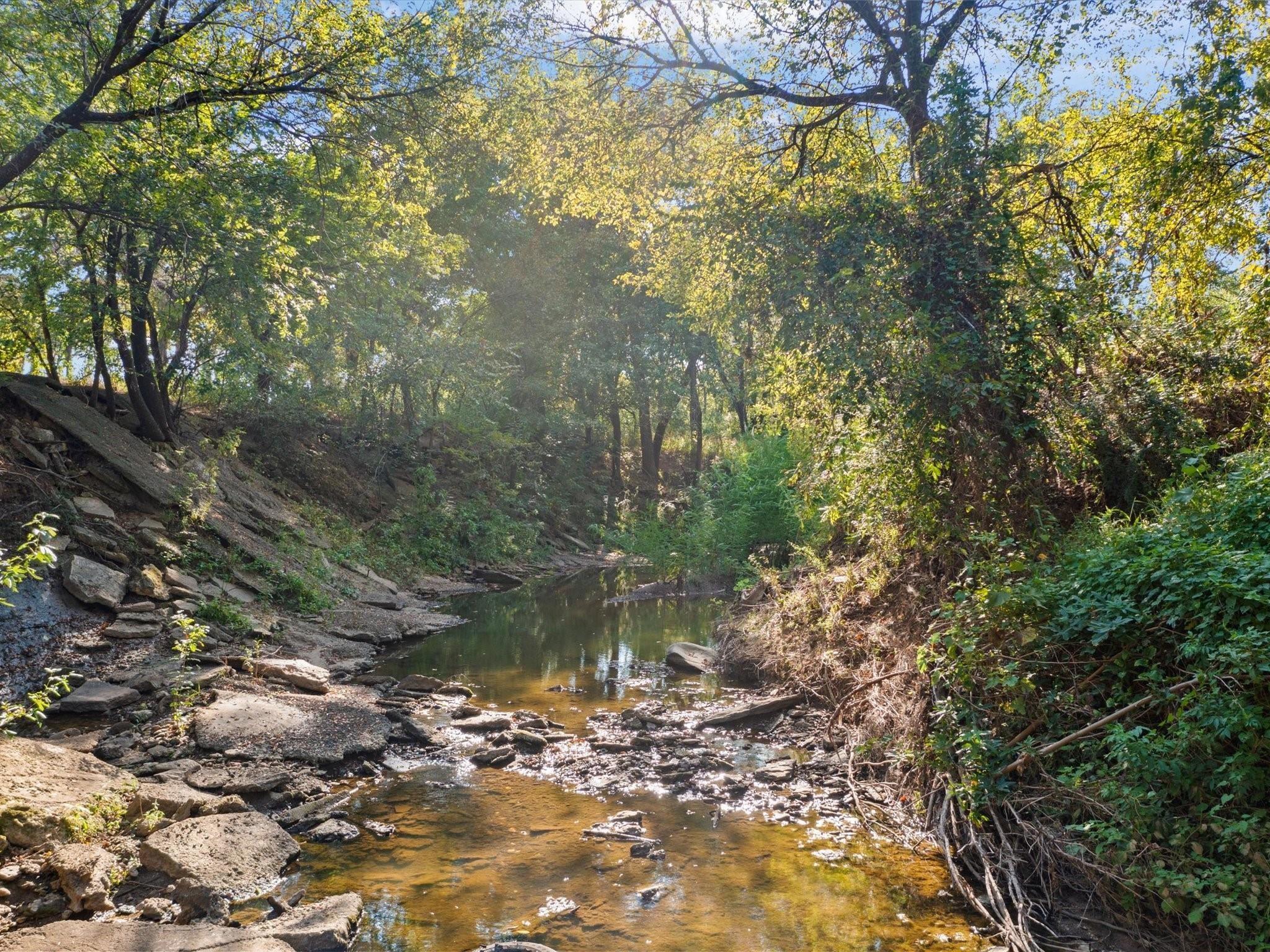 main property photo 13