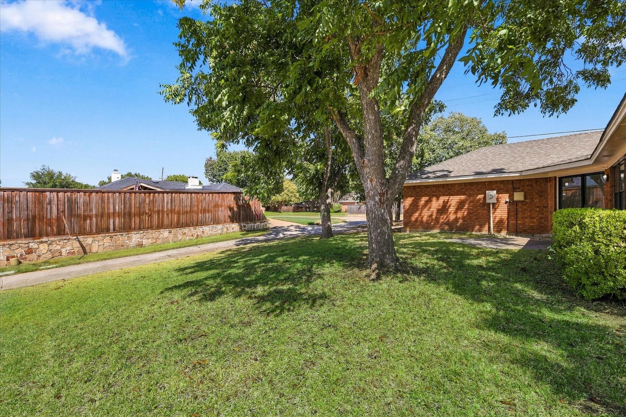 main property photo 21